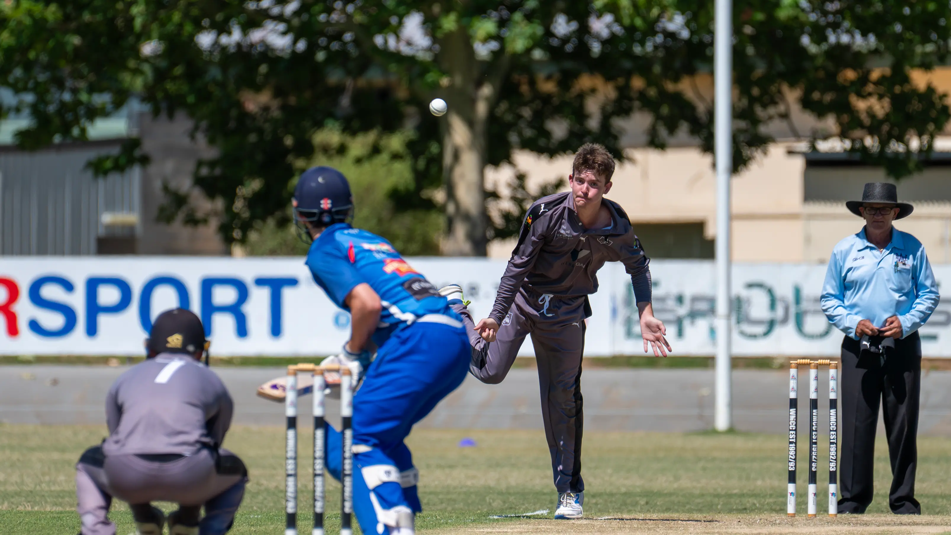 Magpies hope to overcome Lakers hoodoo