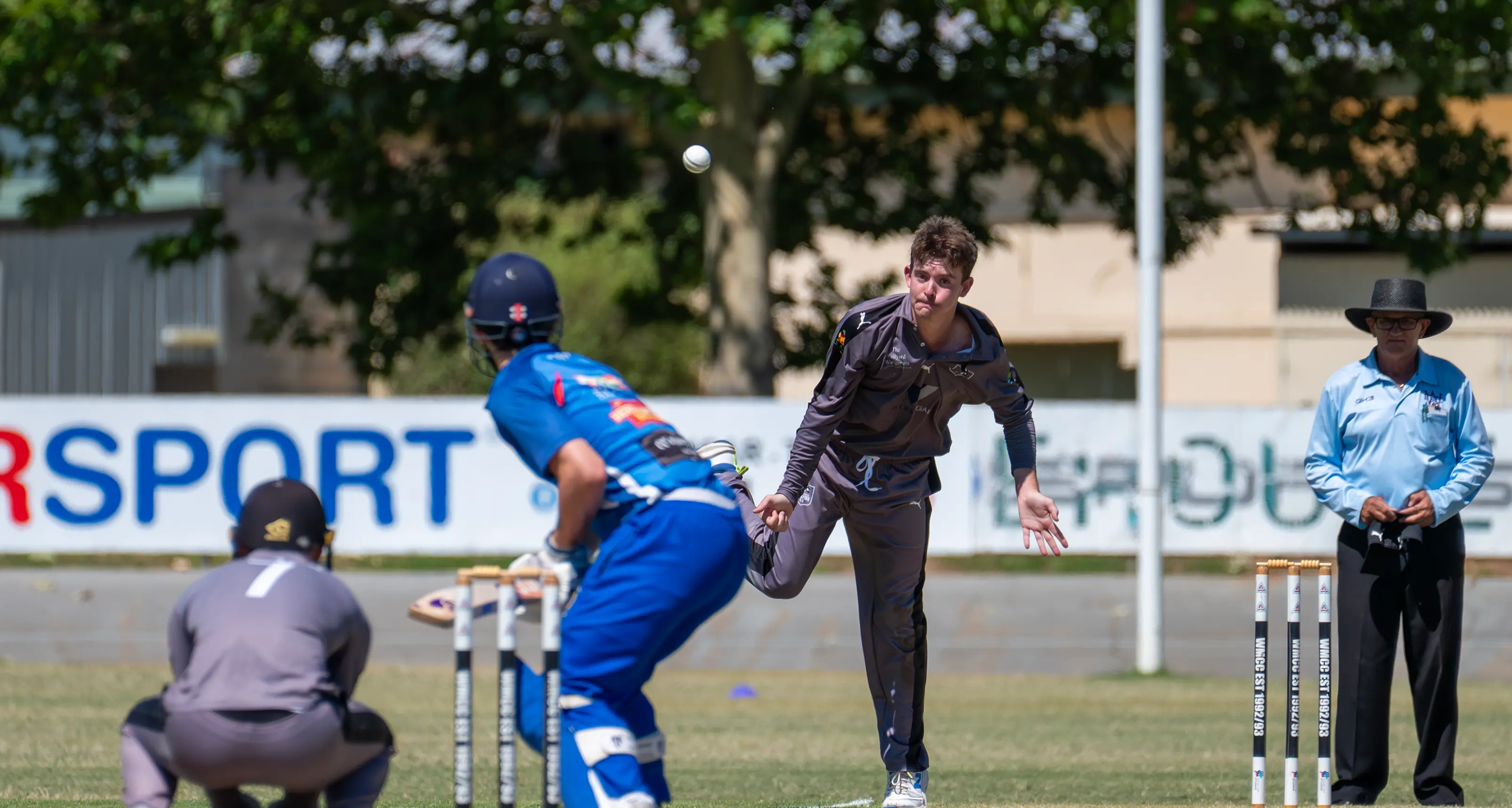 Magpies hope to overcome Lakers hoodoo