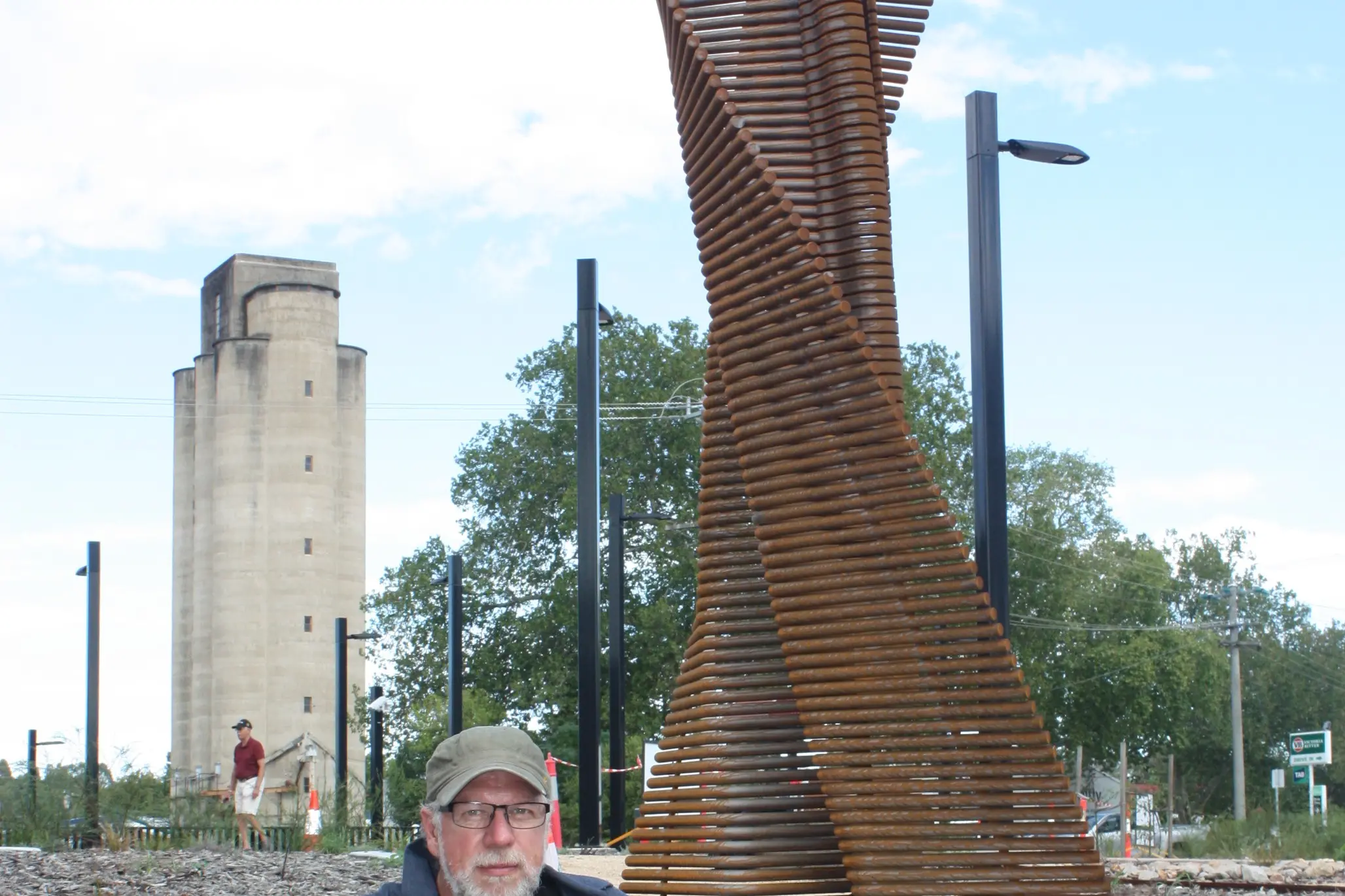 <p>MEMORIALIZED: Robbie Rowlands\\u2019s sculpture for the rail yard garden, \\'The Lifters\\u2019, celebrates rail workers and railway infrastructure. PHOTO: Darcy Andersen </p>\\n