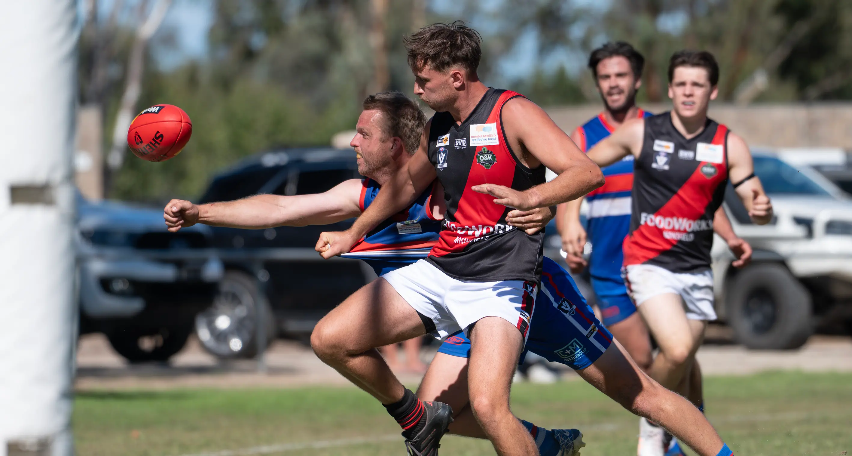 Lions pay Blues back, Bombers hold off Bulldogs in O&K round one
