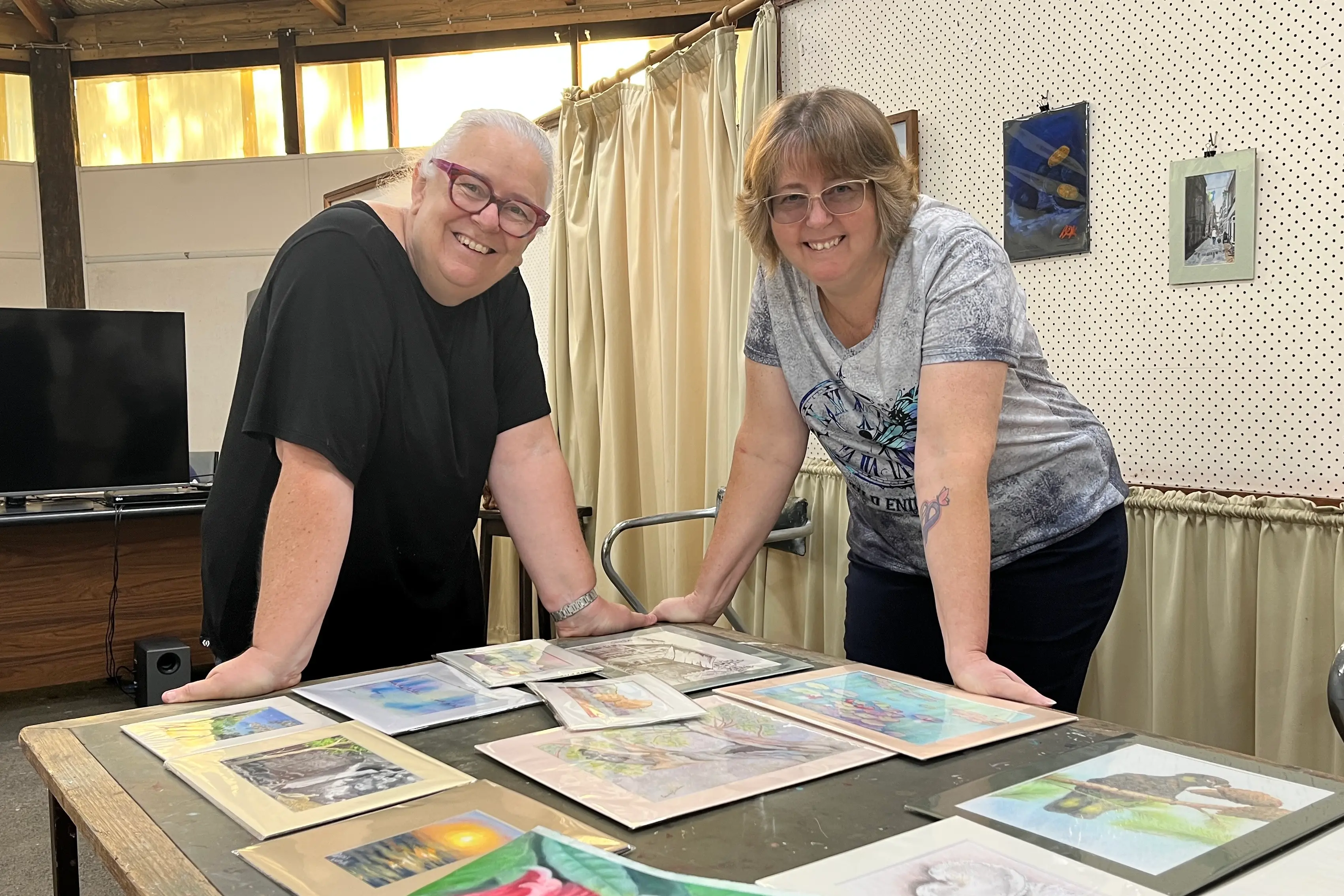 <p>FINE SPREAD OF WORKS: Robyn White (left) and Marina Foad from the Wangaratta Art Society are among local talent who will have their creations on display for people to enjoy and possibly take home at the Annual Easter Art Exhibition. PHOTOS: Grace Fredsberg</p>\\n