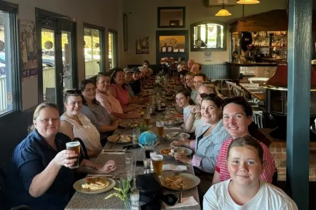 <p>THE FUN CONTINUED: Players and spectators at Boorhaman Golf Club\\'s Ladies day enjoyed a delicious meal and a few refreshments afterwards at the Boorhaman Hotel. PHOTOS: Rachel Bowie</p>\\n
