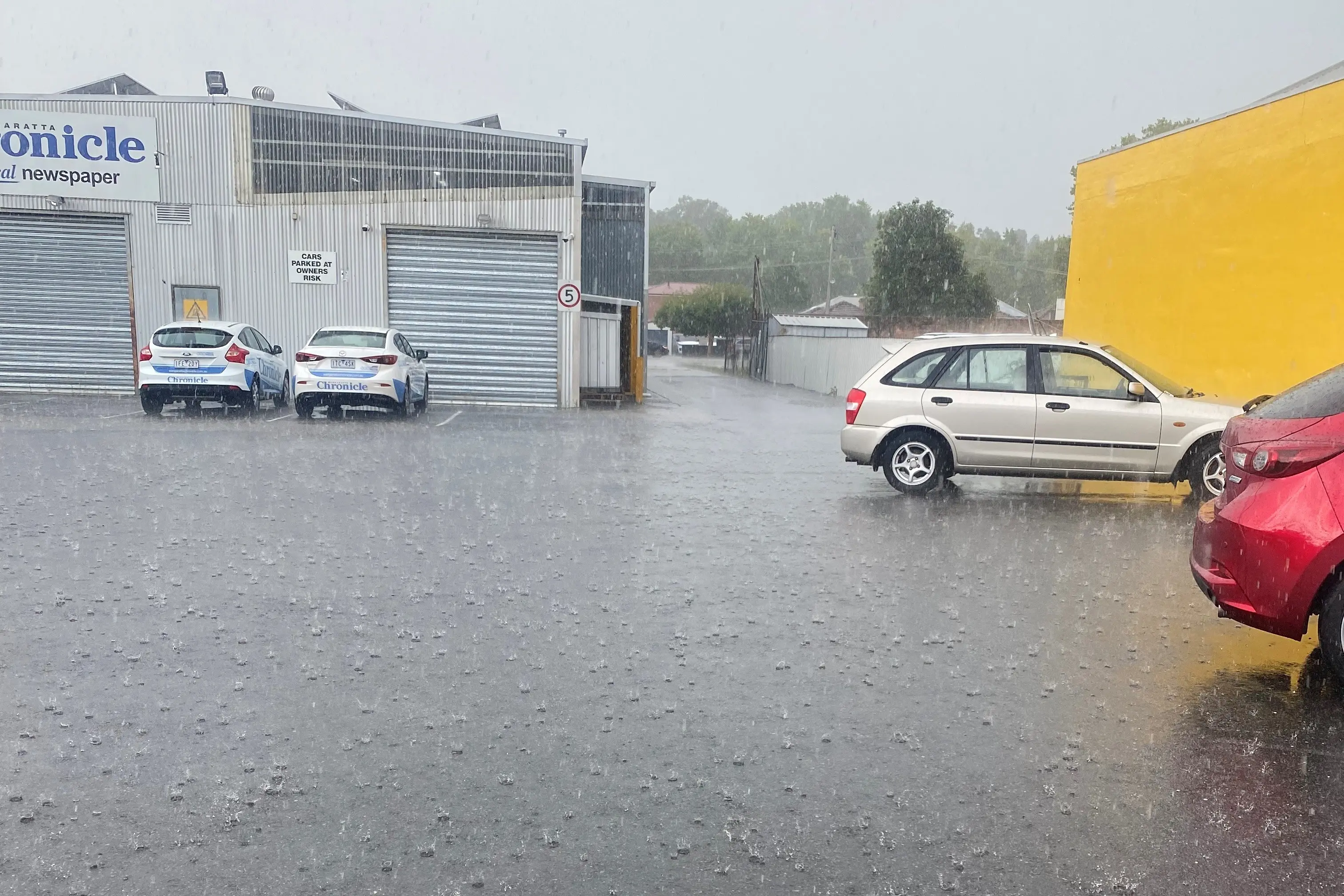 <p>HEAVY FALLS: Rainfall in Wangaratta during March totalled 92.6mm, with the BoM recording 39.8mm on Tuesday, 3 March. PHOTO: Jordan Duursma </p>\\n
