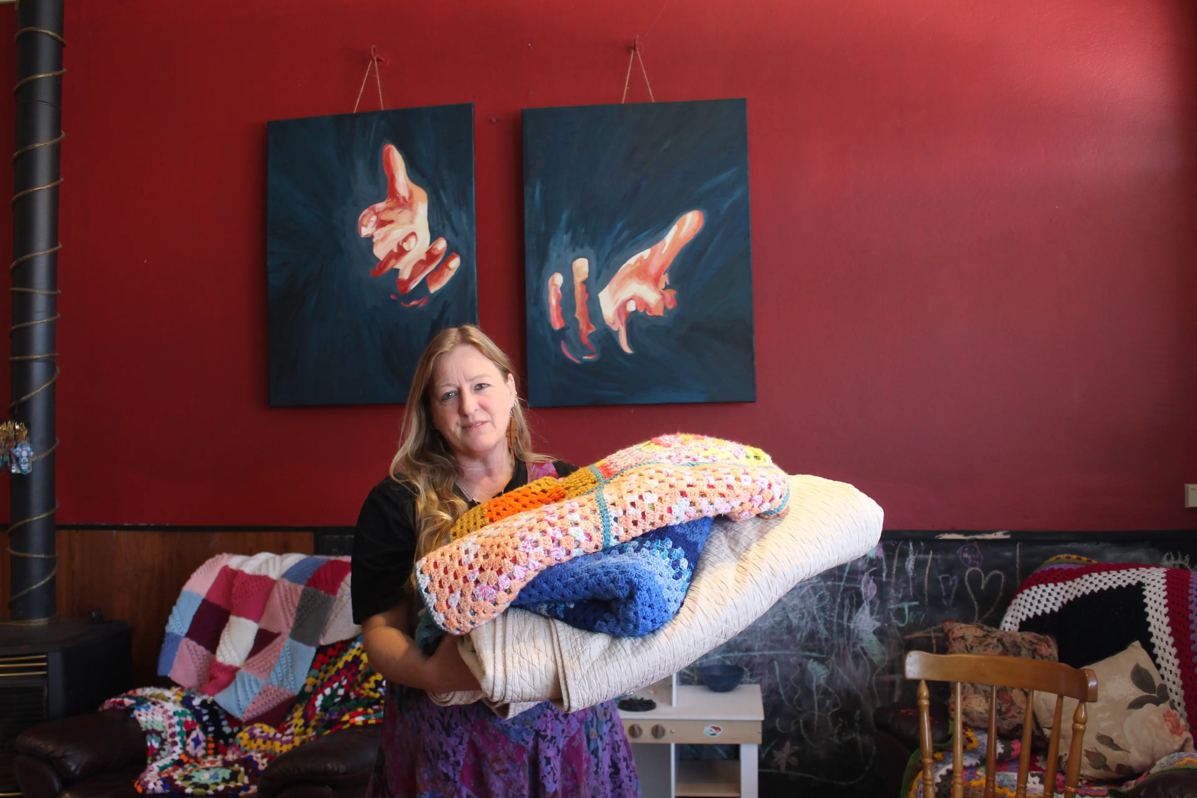 <p>LEND A HAND: Di Duursma is calling on the community for support as the Wang Night Shelter gets underway for its eighth year supporting locals who are sleeping rough. PHOTO: Jordan Duursma </p>\\n