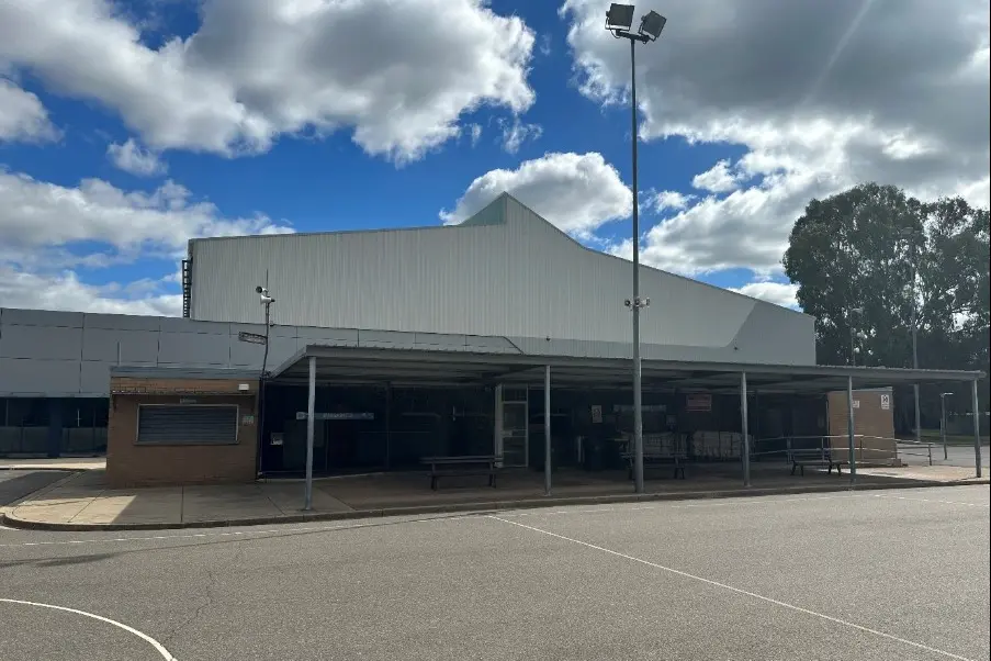 <p>WELCOME CHANGES: Current netball changerooms at the Wangaratta Sports & Aquatic Centre.</p>\\n