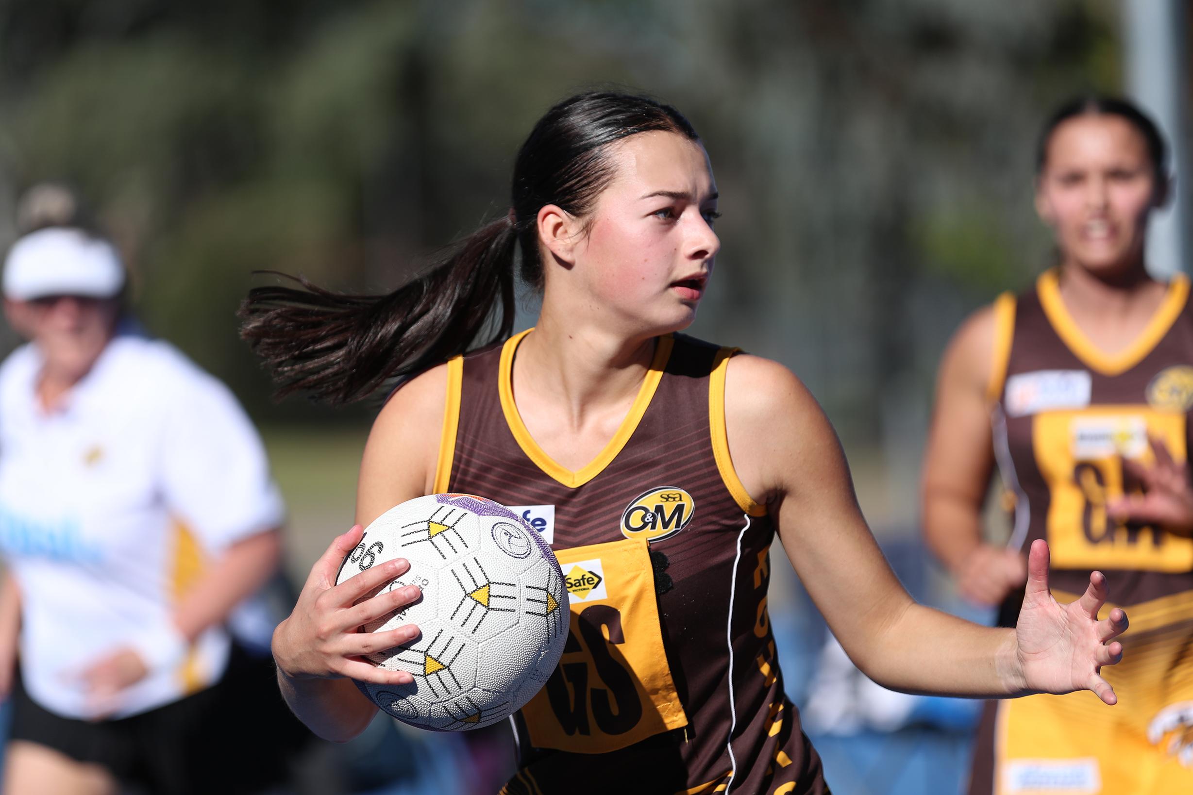 Rovers pipped in final two minutes of netball thriller