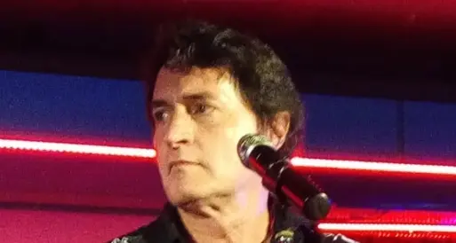 Jam out to Michael Hogan at Da Vinci Social Club