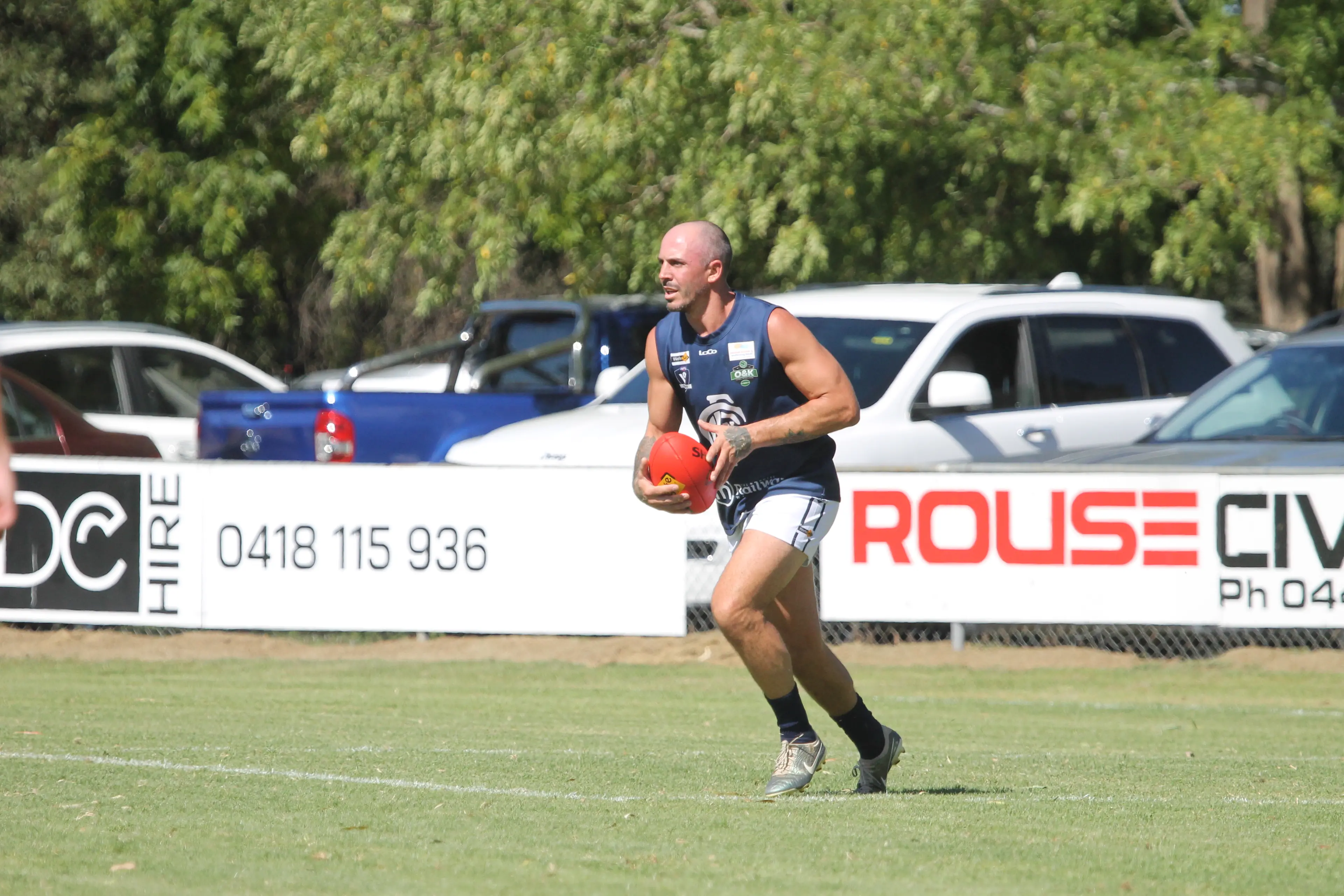 <p>GAINING MOMENTUM: Josh Bell and the Blues will look to go back-to-back when they host Goorambat on Sunday. PHOTO: Nathan de Vries</p>\\n