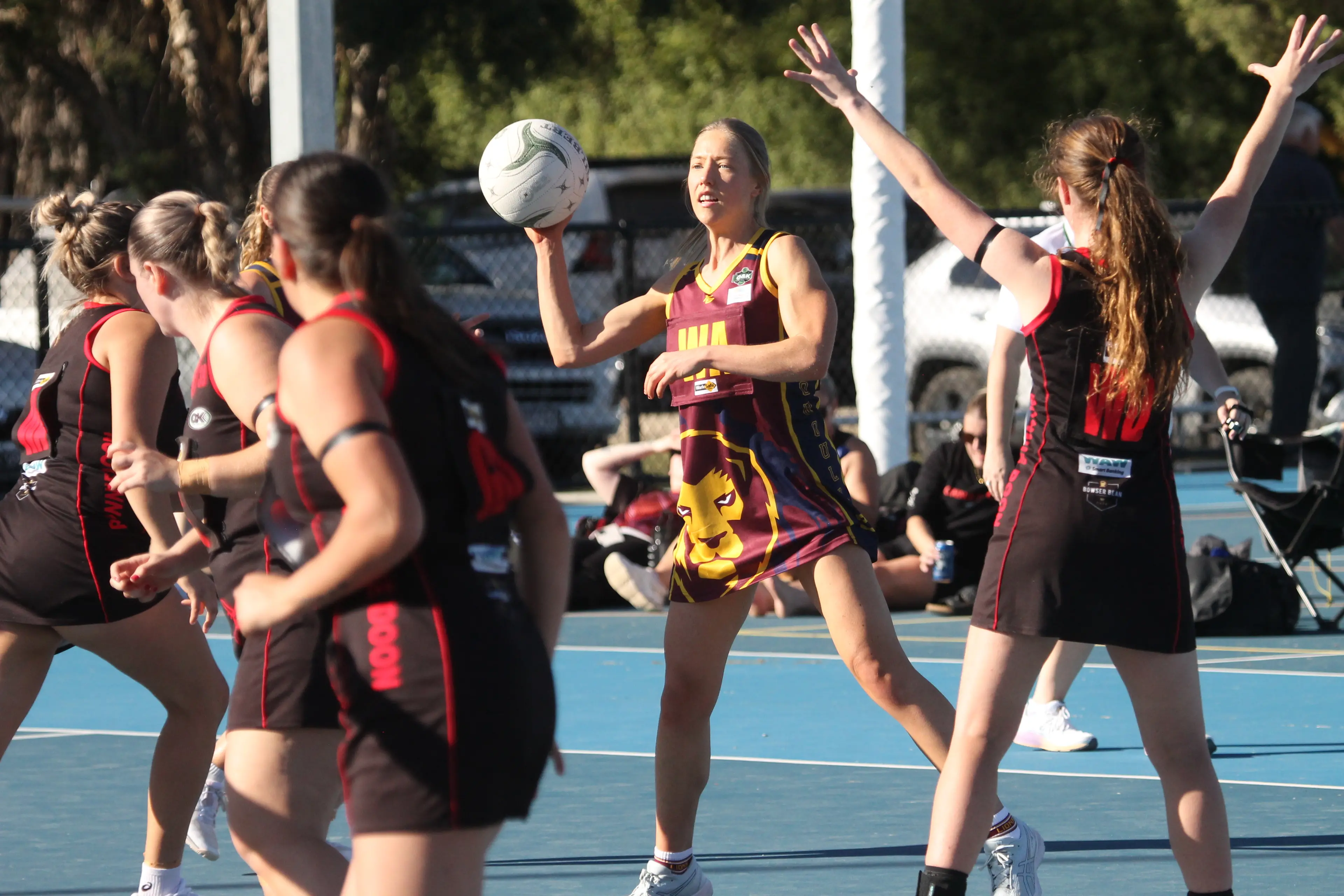 <p>FRONTRUNNERS: Whorouly\\'s A grade netball squad came out on top in Saturday\\'s grand final rematch with Bonnie Doon, with wing attack Zoe Lawson named best on court. PHOTO: Nathan de Vries</p>\\n
