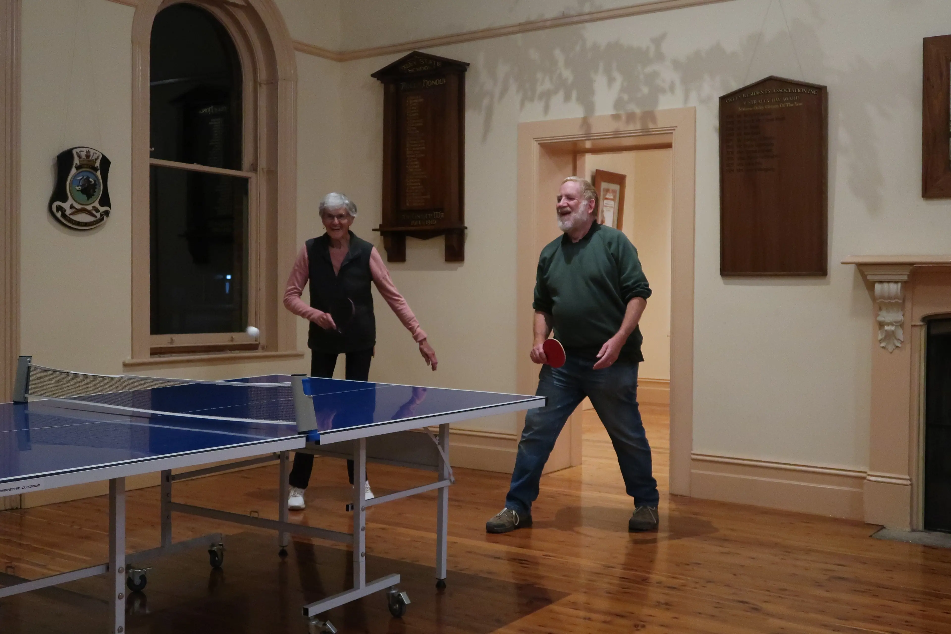 <p>ALL SMILES: Ruth Shalders and Richard Morgan grin ear to ear at the Oxley social table tennis meeting. PHOTO: Jason Mullins</p>\\n