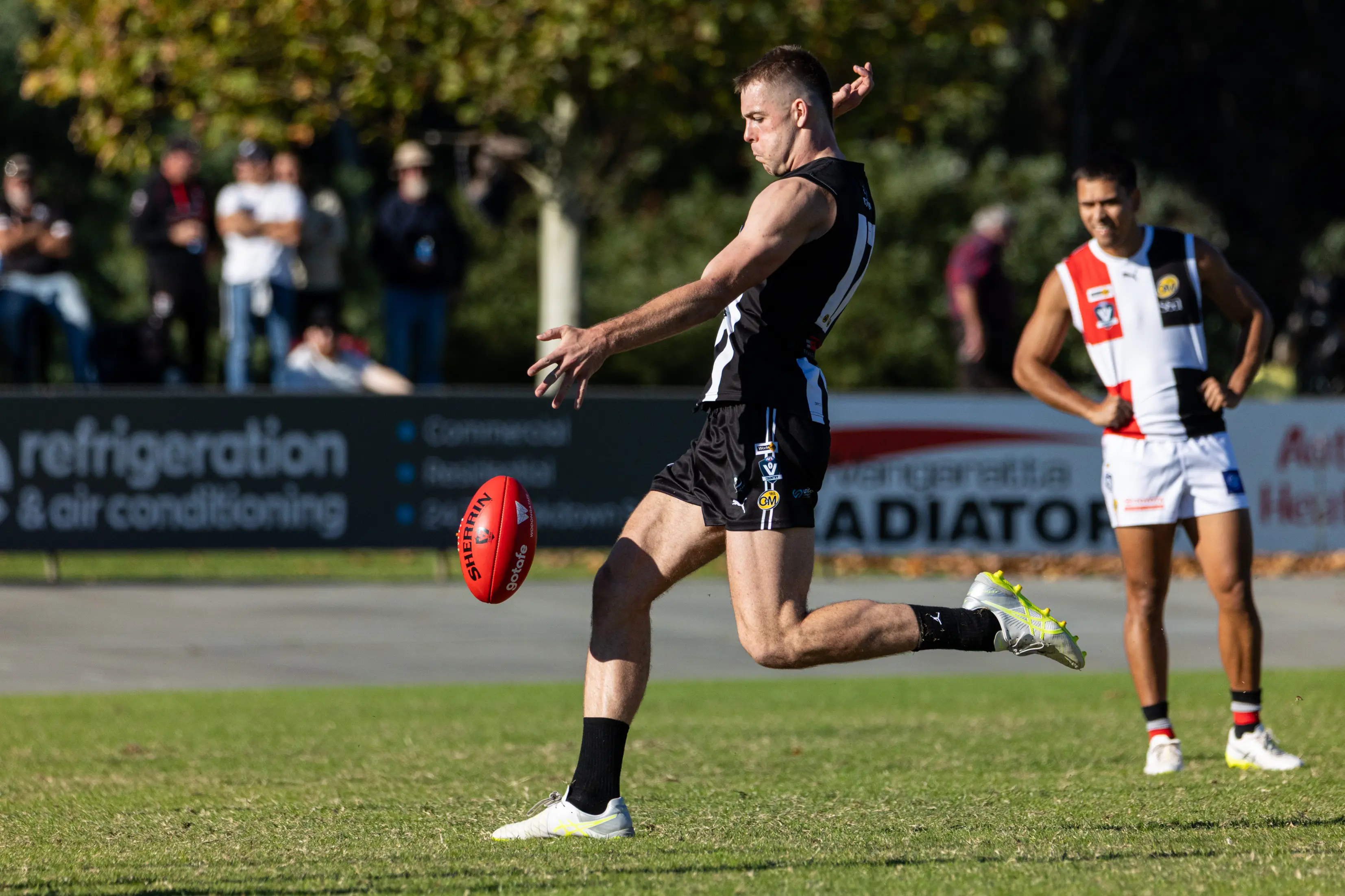 <p>EASY KICK: Xavier Laverty slots one from point blank range for the Magpies. PHOTO: Marc Bongers</p>\\n