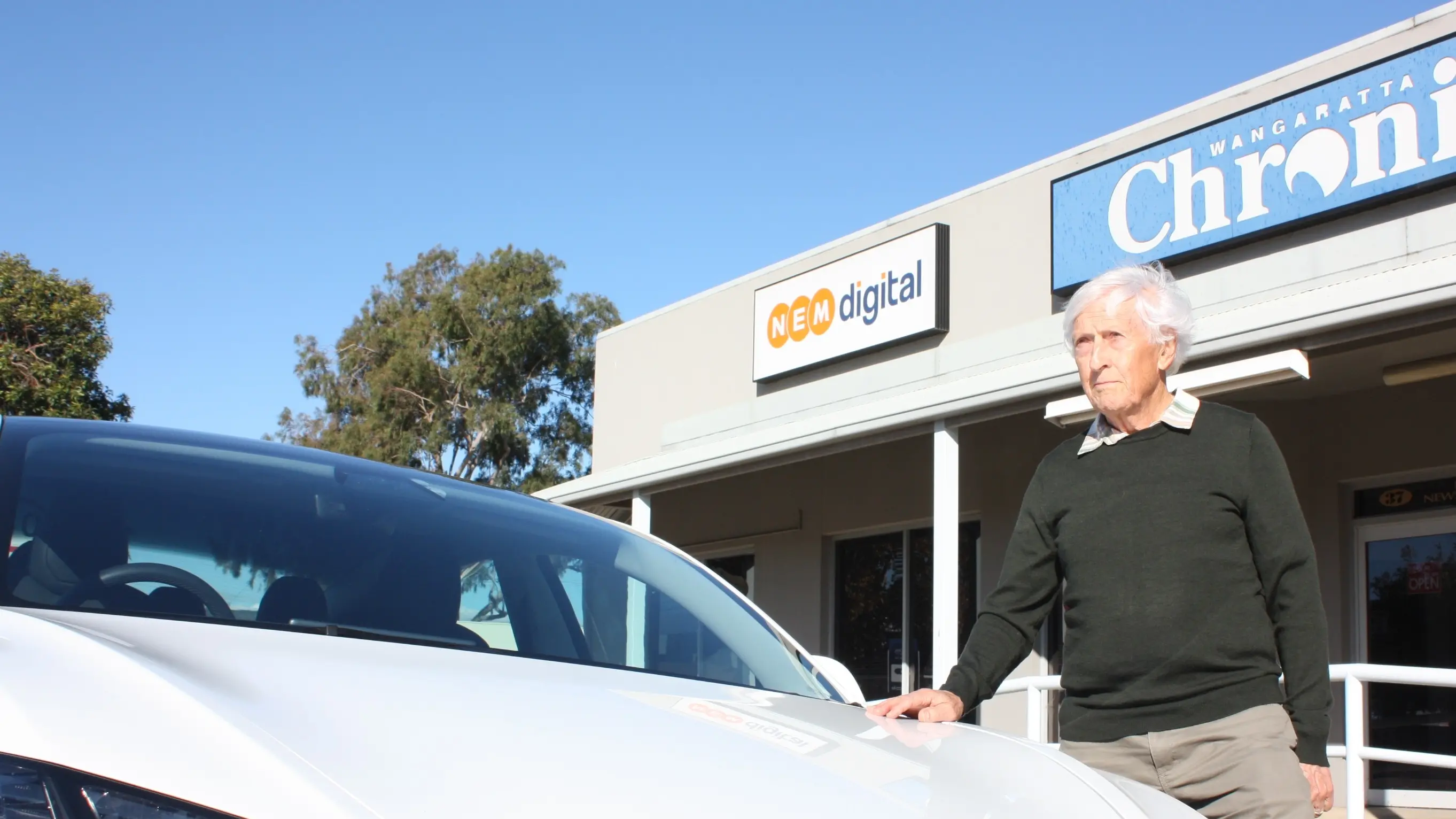 \"Go all the way\": Russell among local satisfied EV drivers