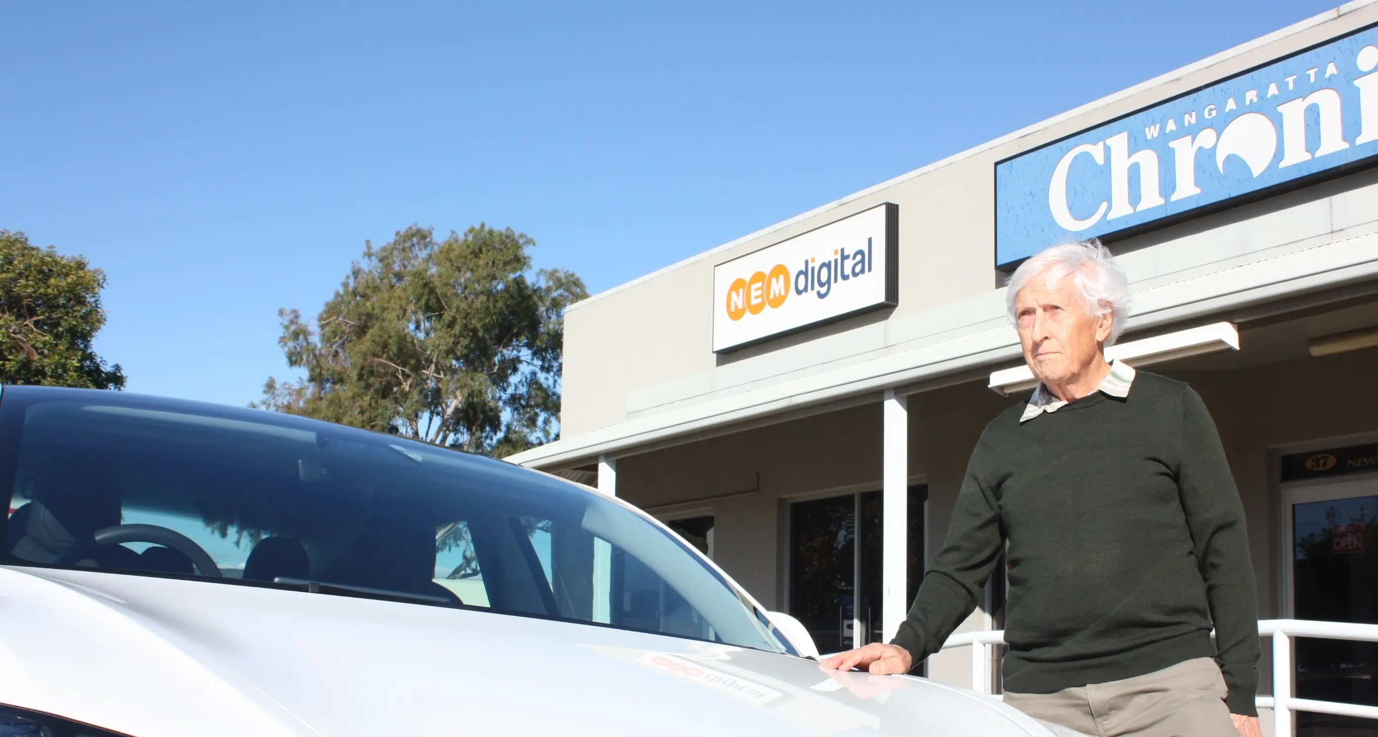 \"Go all the way\": Russell among local satisfied EV drivers