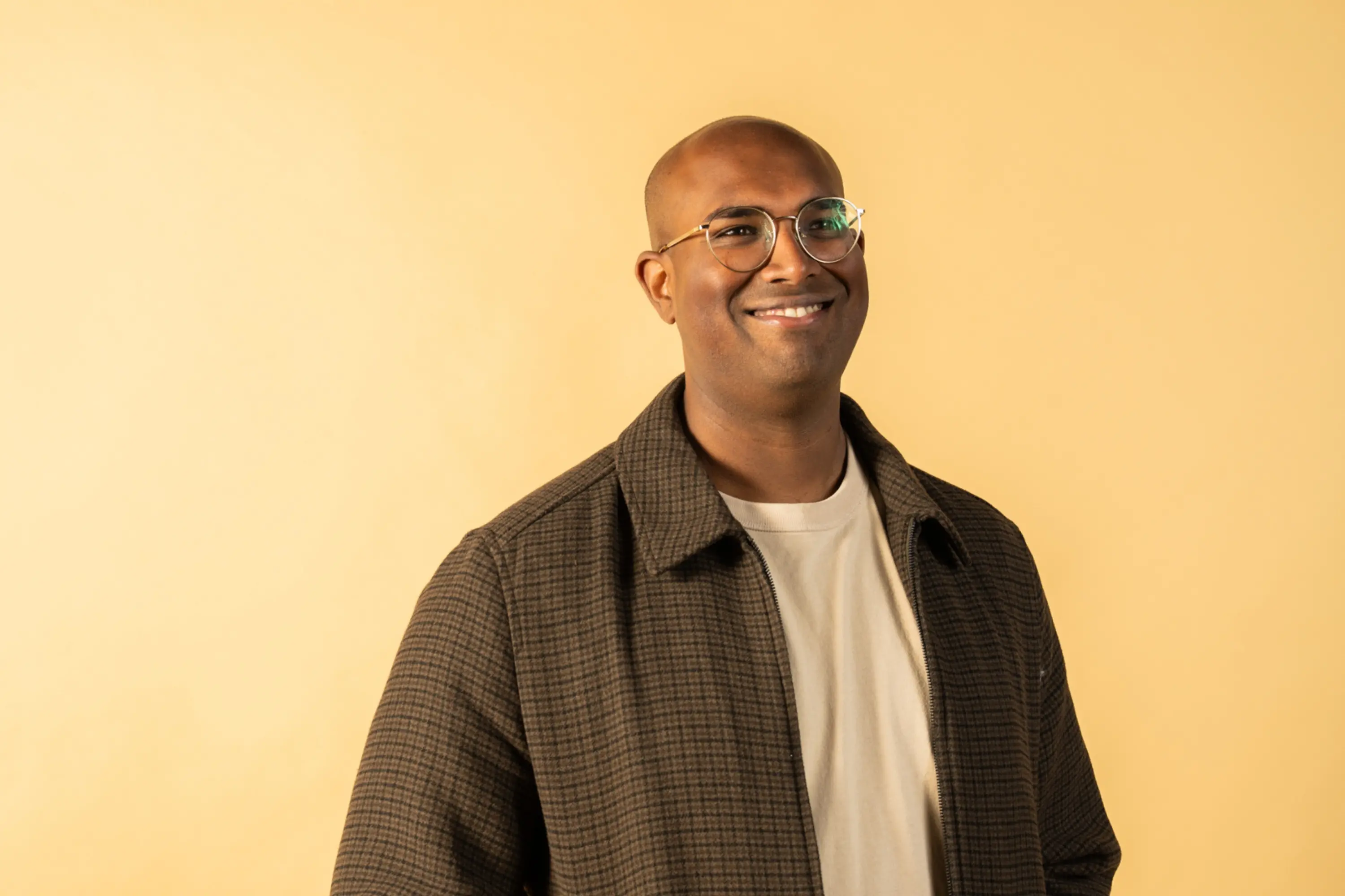 <p>DON\\'T MISS OUT ON A LAUGH: Rowan Thambar (pictured), is among an epic Line-up headed to the Wangaratta Performing Arts and Convention Centre on 28 May as part of the Melbourne International Comedy Festival Roadshow.</p>\\n