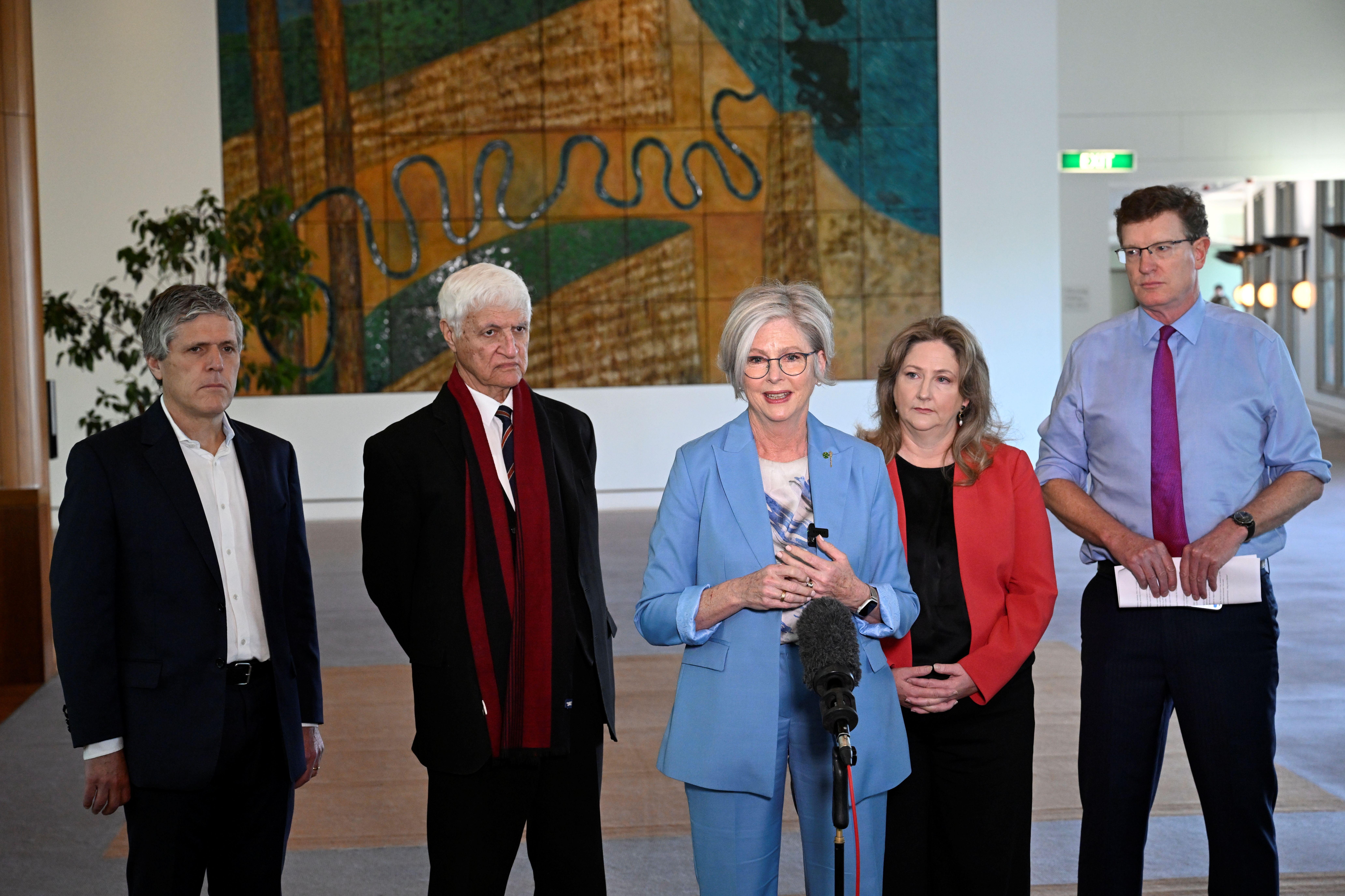 Haines introduces bill to strengthen telecommunications in natural disasters