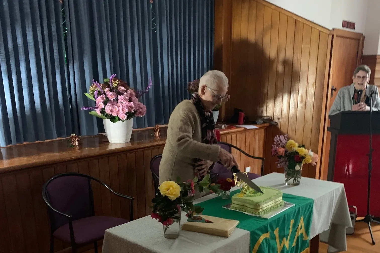 <p>CAPTURE THE MOMENT: Cathryn Irvine, who received her 40 years of volunteering badge, had the privilege of cutting the cake at Thoona CWA\\'s 80 year celebration. </p>\\n