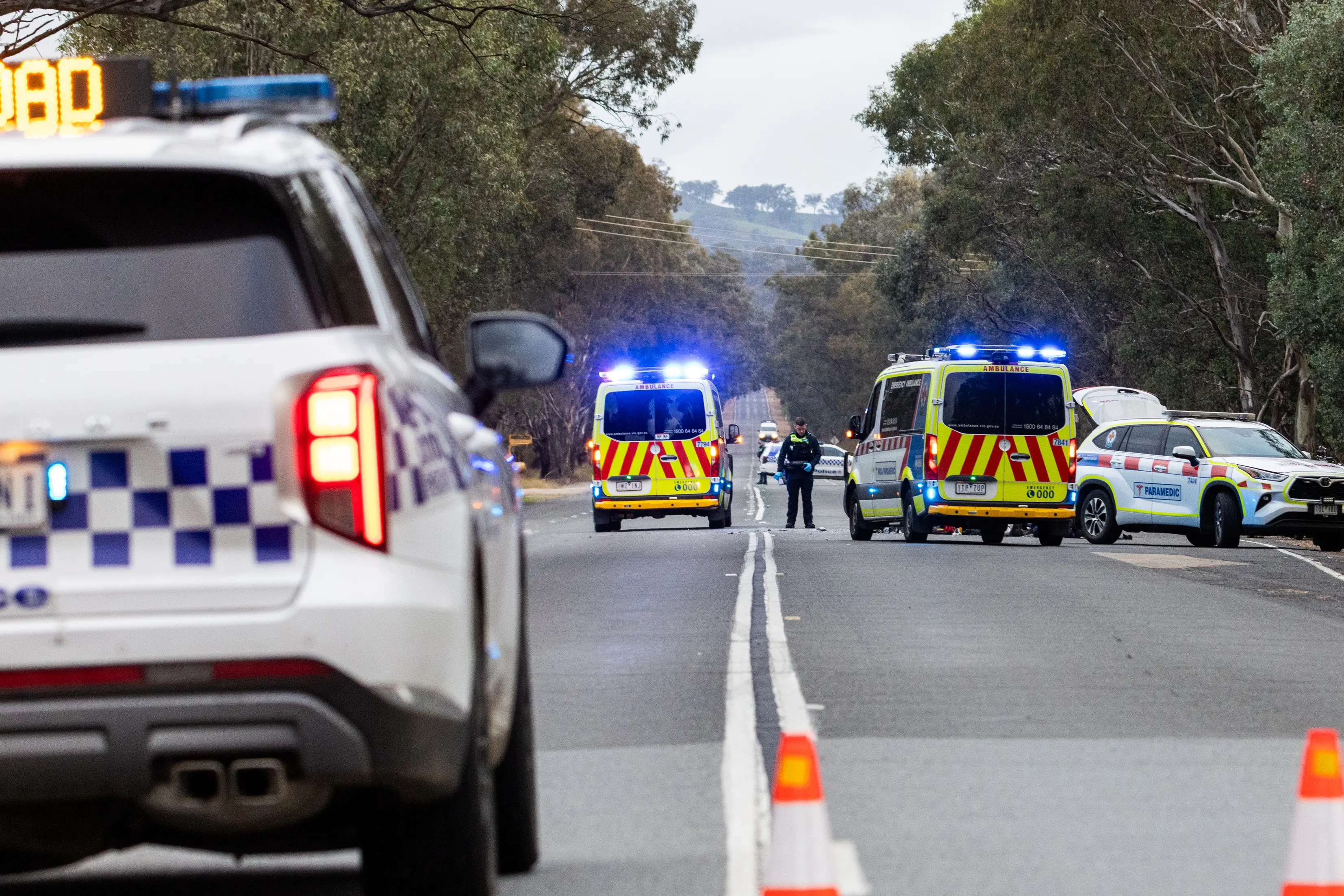 <p>ROAD CLOSED: Police continue to investigate a collision at South Wangaratta on Saturday, which resulted in the death of a Wangaratta motorcyclist. </p>\\n