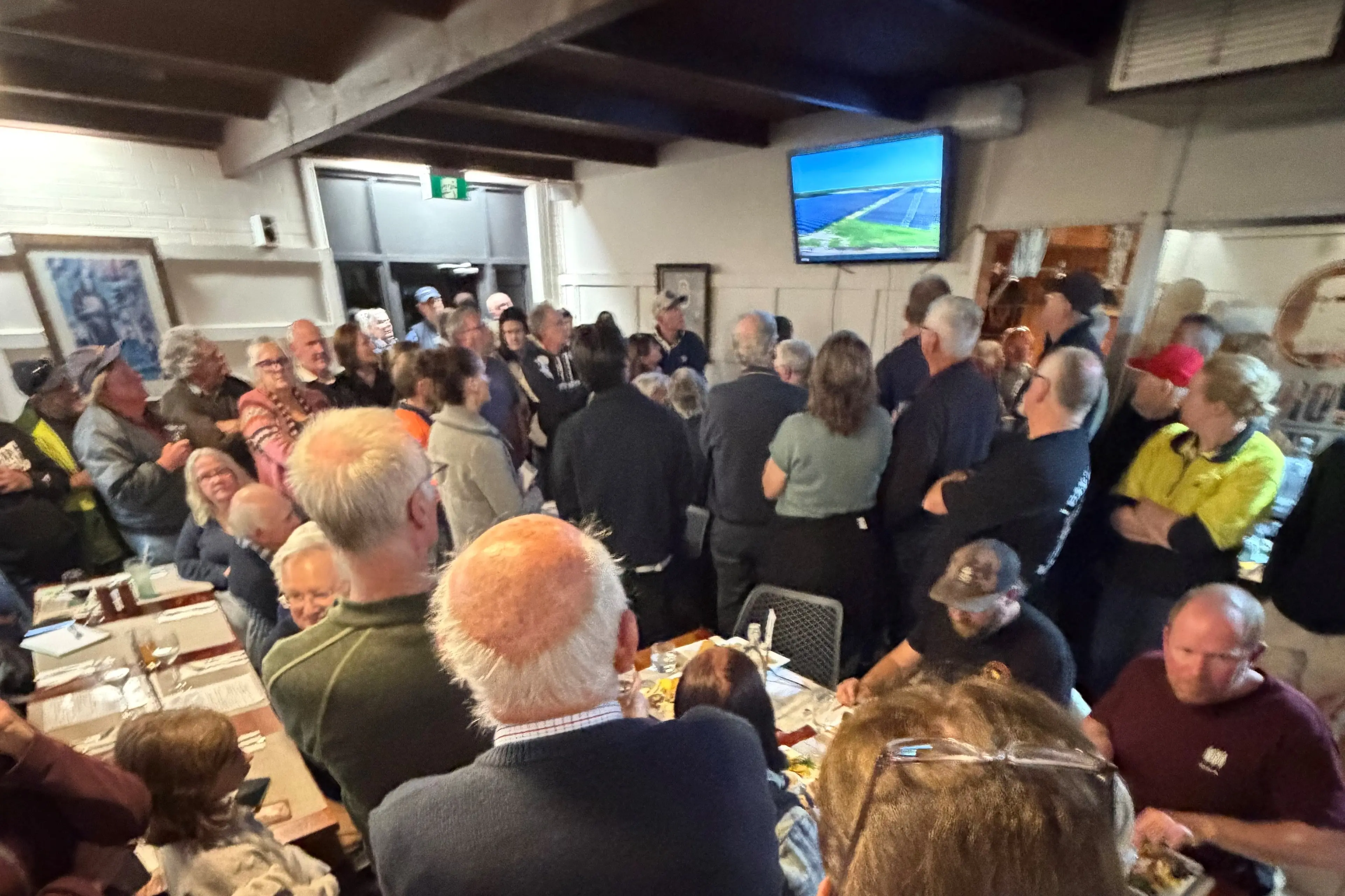 <p>CONCERNS RAISED: A large crowd turned out for the Glenrowan renewables forum recently hosted by North East Nationals MPs Tim McCurdy and Annabelle Cleland.</p>\\n