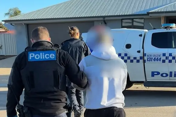 <p>PAINT RACKET: A trio of people were arrested in Yarrawonga on 4 June over the alleged thefts of jewellery from several homes in the Moira Shire. PHOTO: Victoria Police</p>\\n