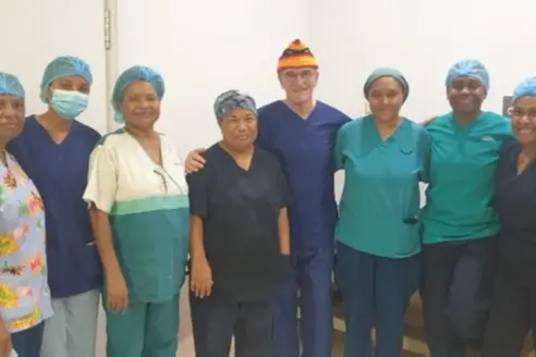 <p>ON THE JOB: Professor Dewan and the Paradise Hospital nursing staff on the final operating day.</p>\\n