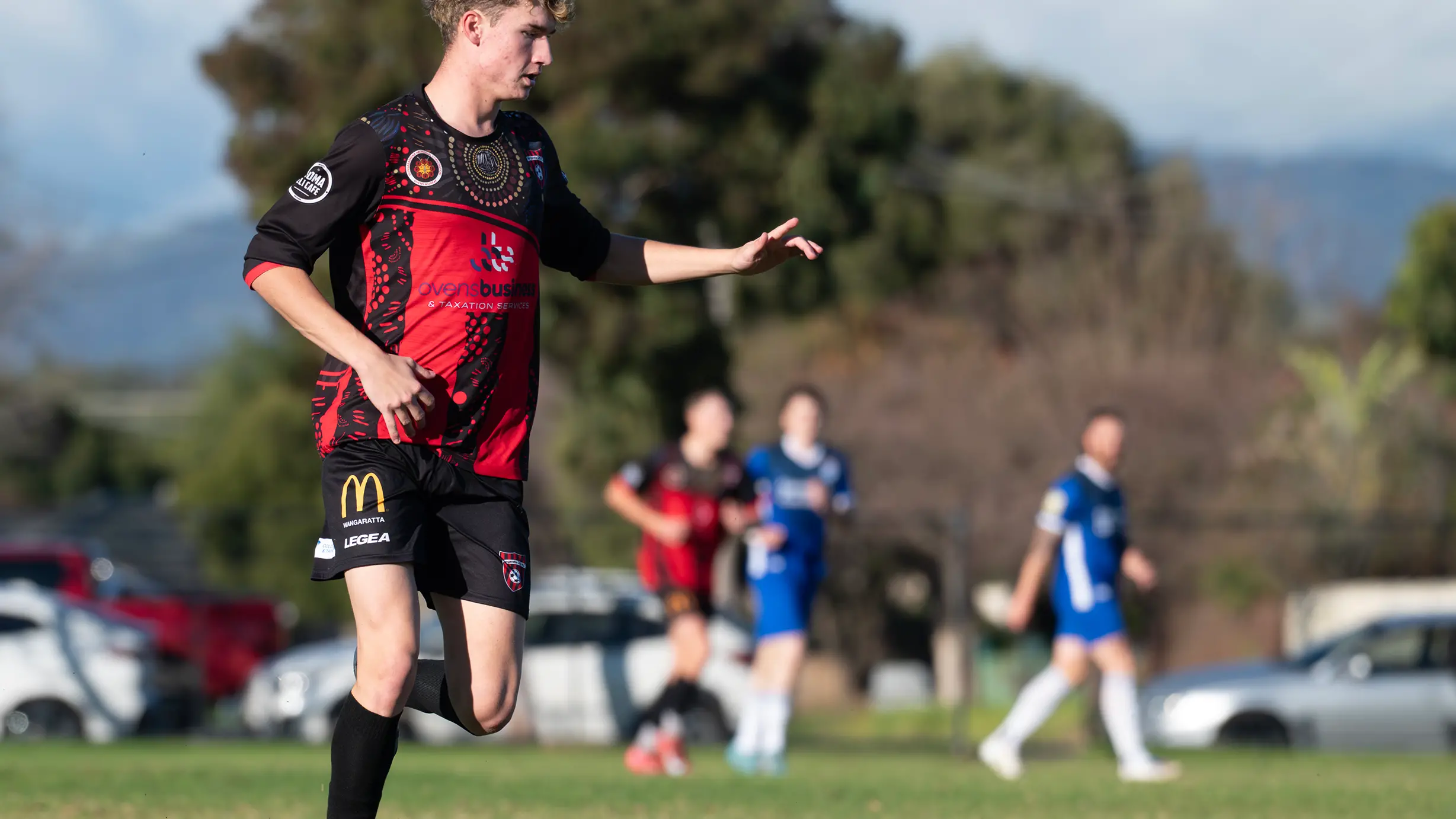 Devils hold their own against ladder-leading Albury City