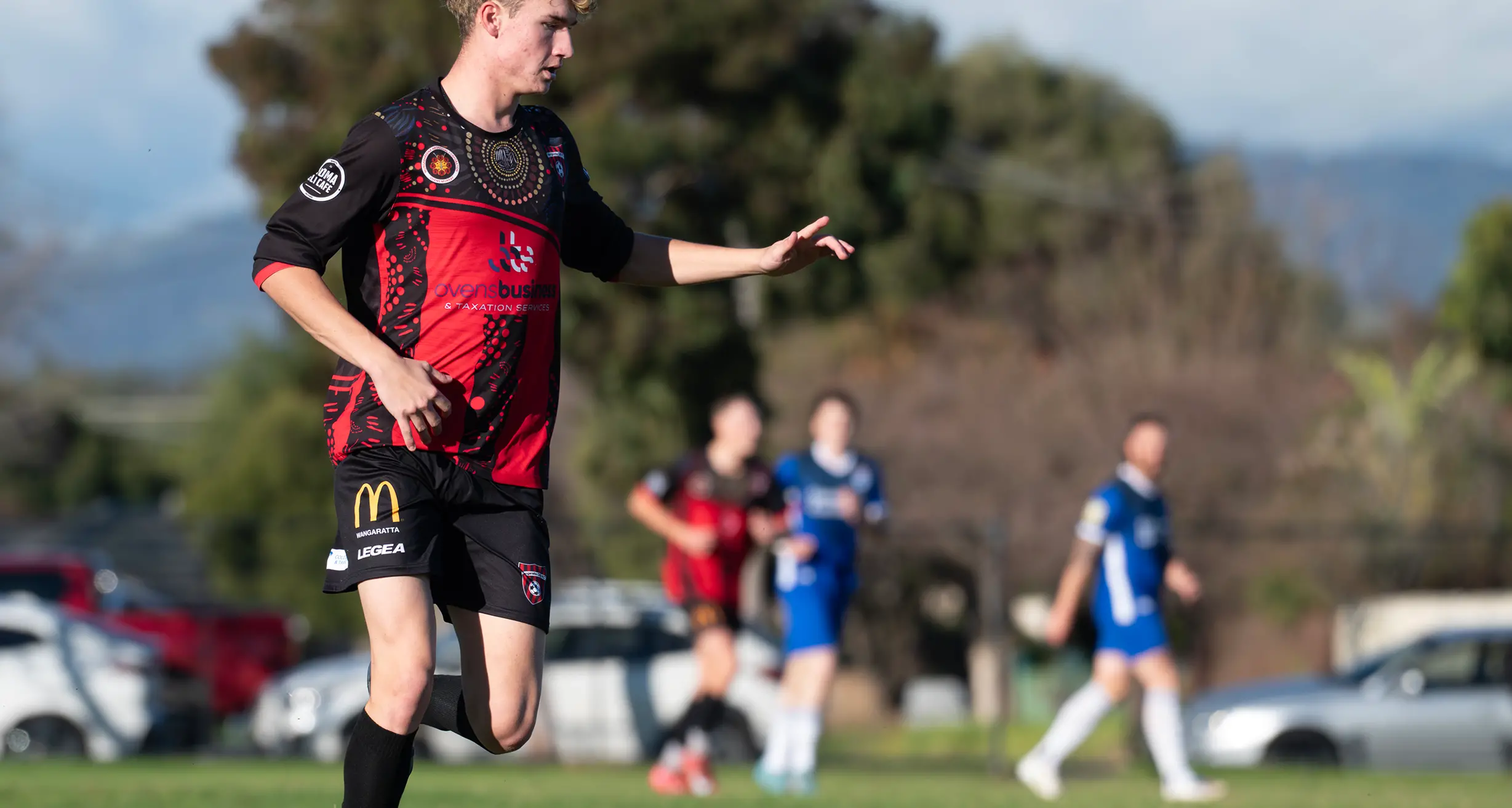 Devils hold their own against ladder-leading Albury City