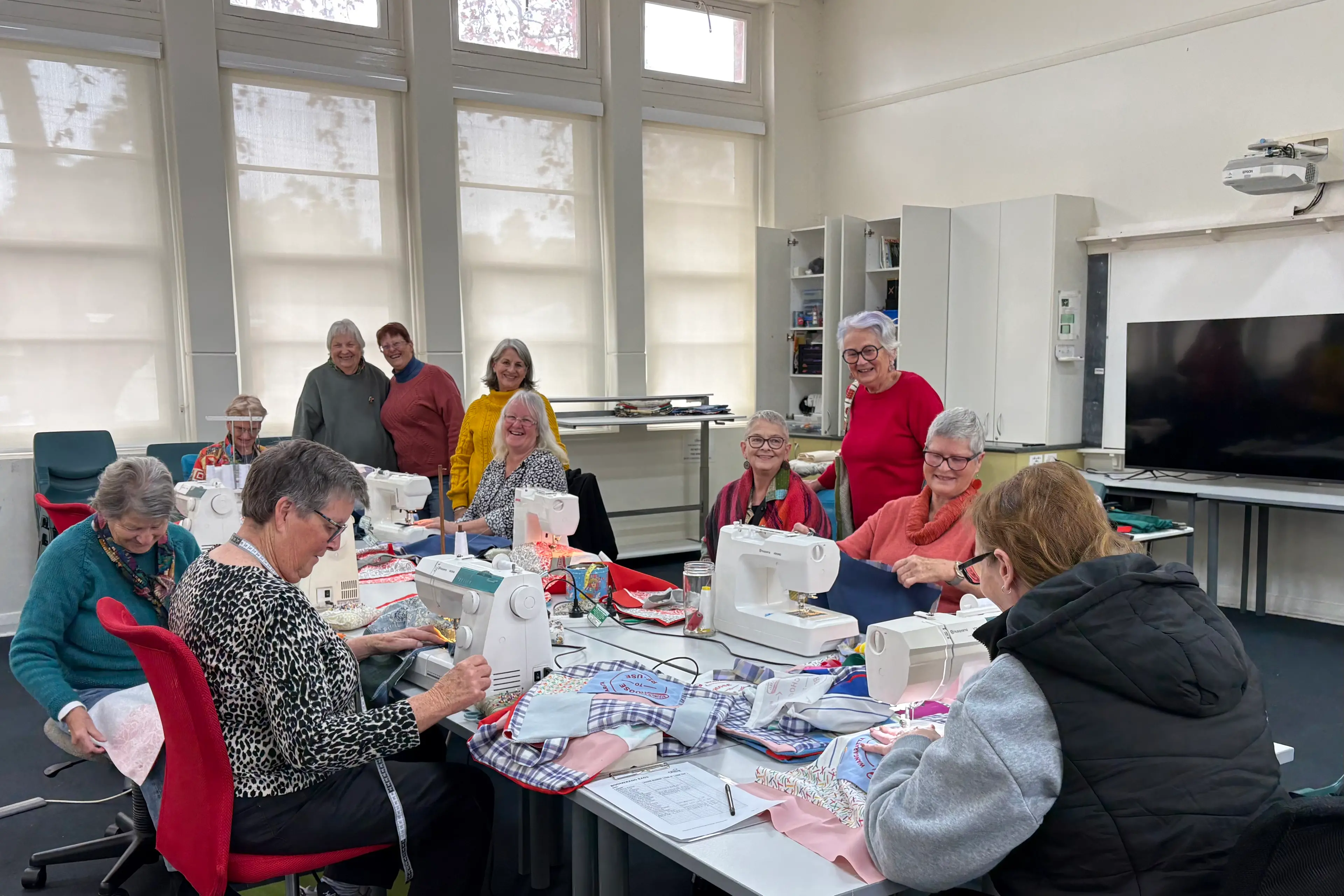 <p>SKILLFUL VOLUNTEERS: The women of the Wangaratta Boomerang Bags craft group are helping out the local private hospital and their patients.</p>\\n