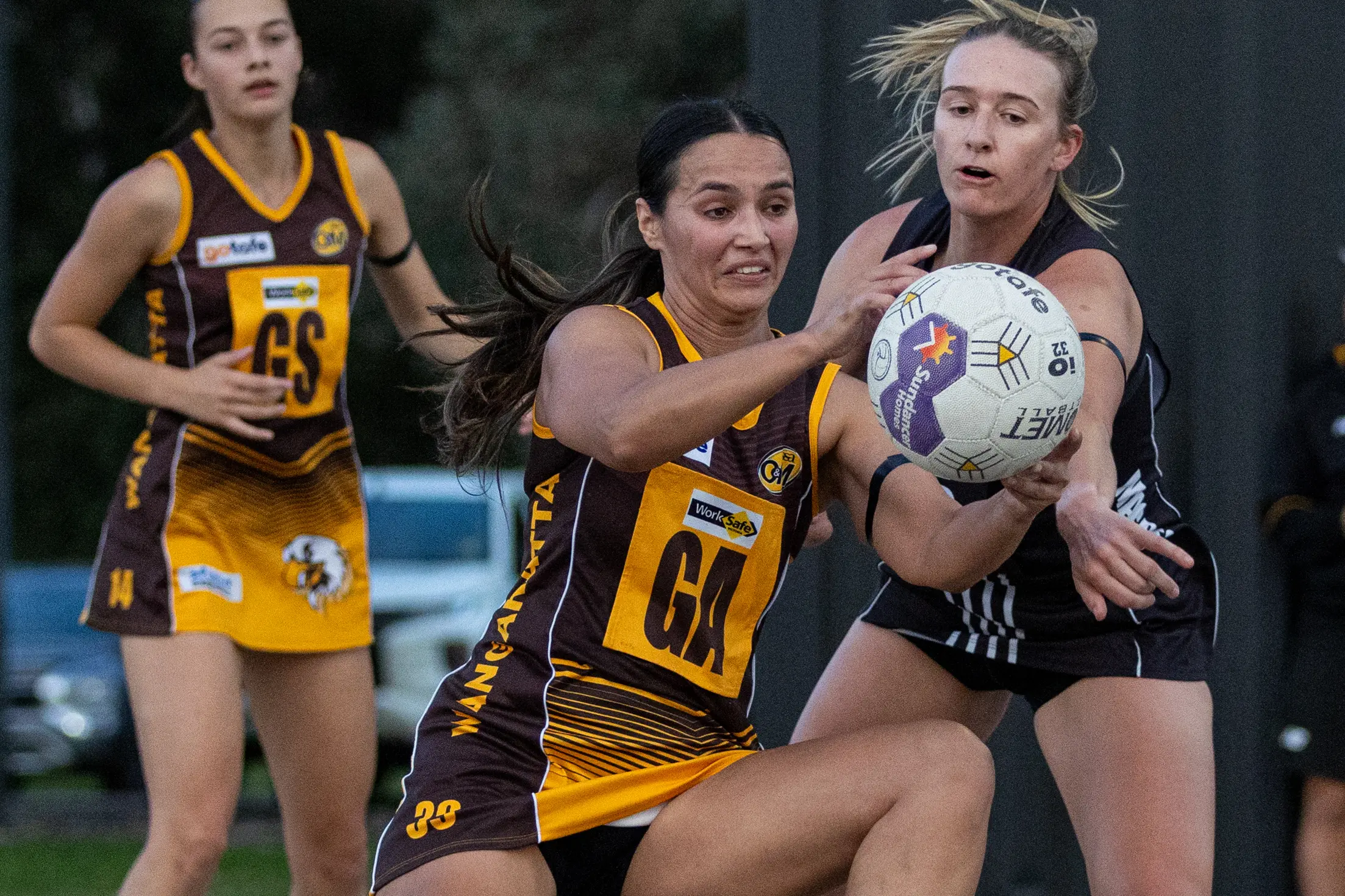 <p>WE MEET AGAIN: The clash between Rivers spearhead Sami Kreltszhheim and Magpies goal defence Hannah Grady will be one for the ages. PHOTO: Marc Bongers</p>\\n