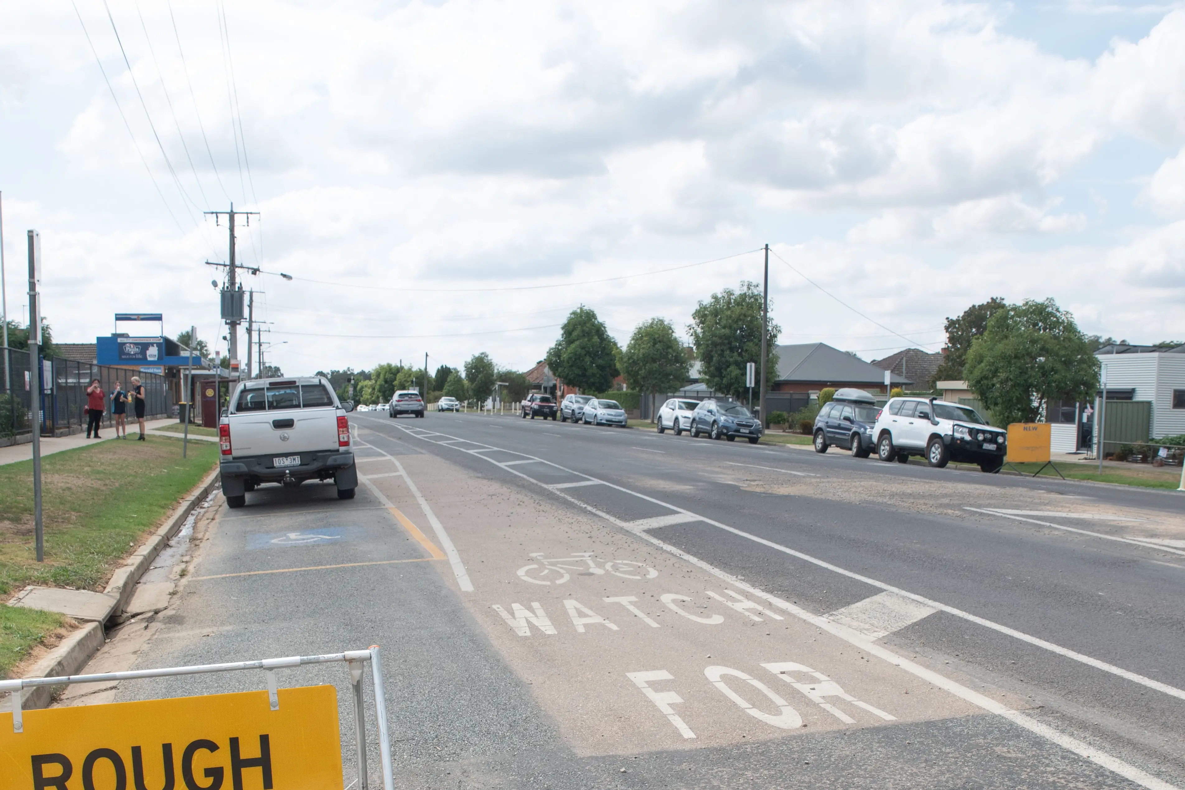 <p>KEEP SAFE: Road safety around bike lanes and school drop off areas will be points of discussion in RoadSafe North East\\'s new \\'School Gate Stories\\' trial program.</p>\\n