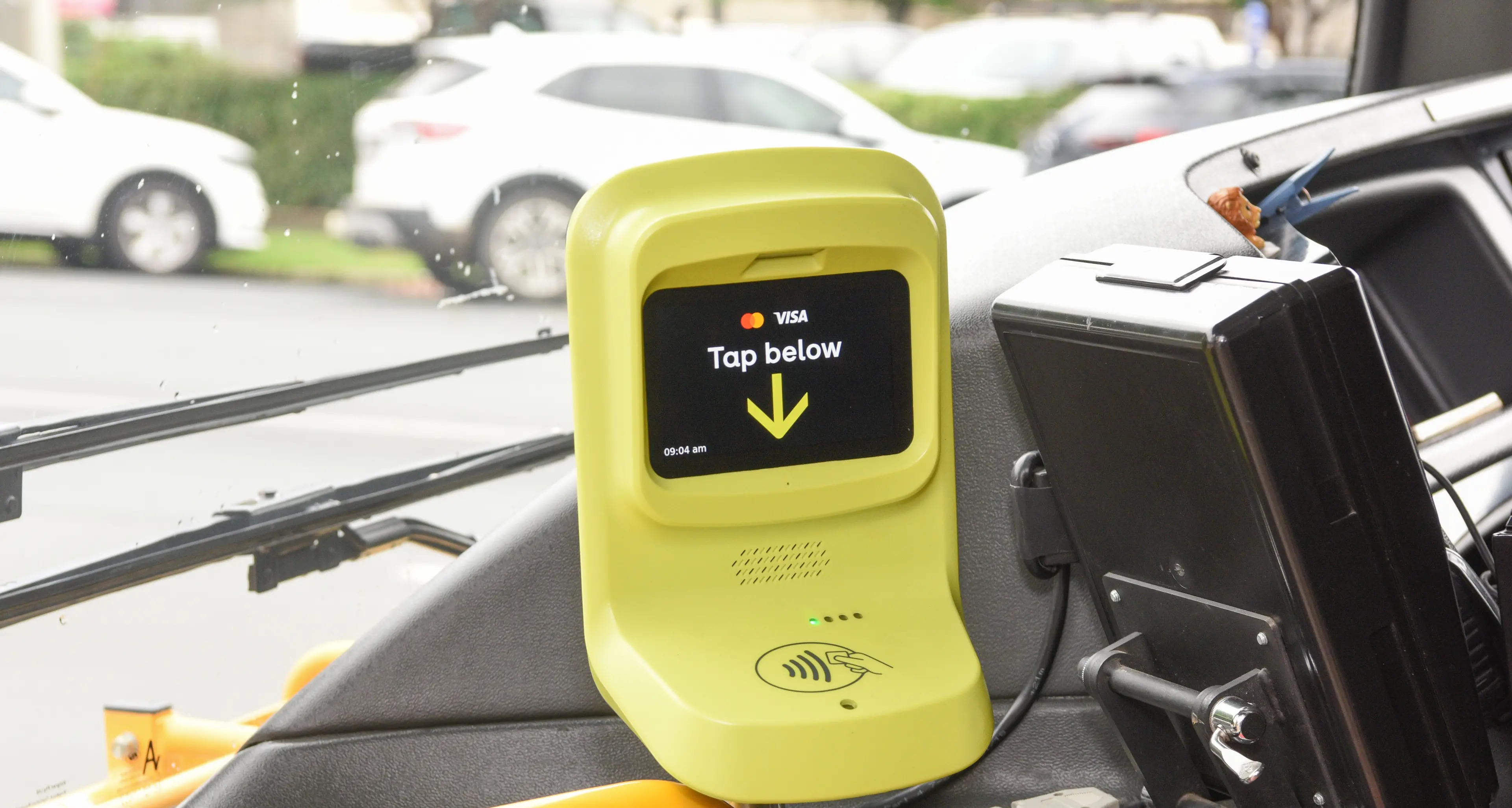 Tap and go rollout expands to regional Victoria