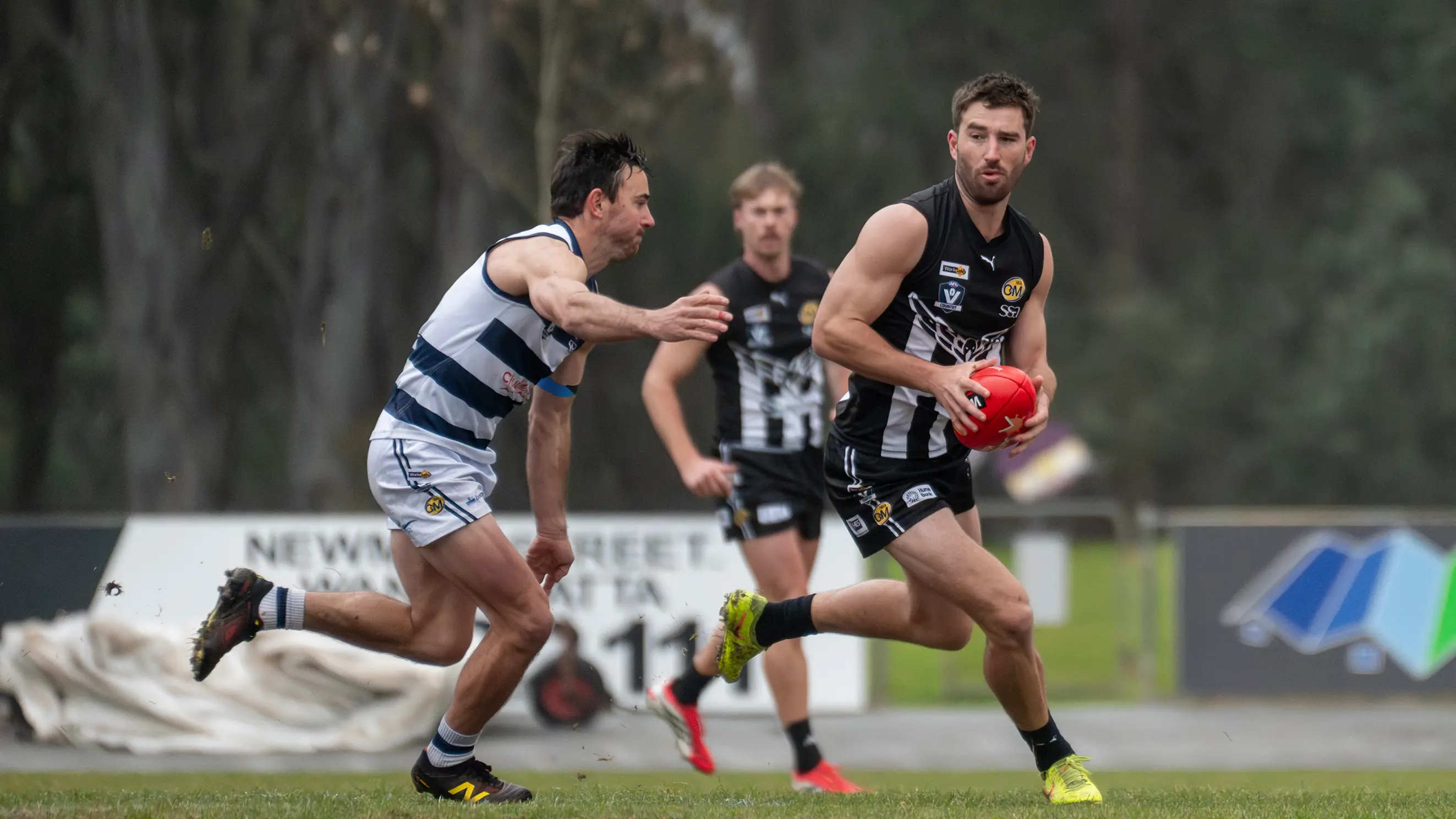 Magpies’ ‘triple J’ attack blasts Pigeons off the park