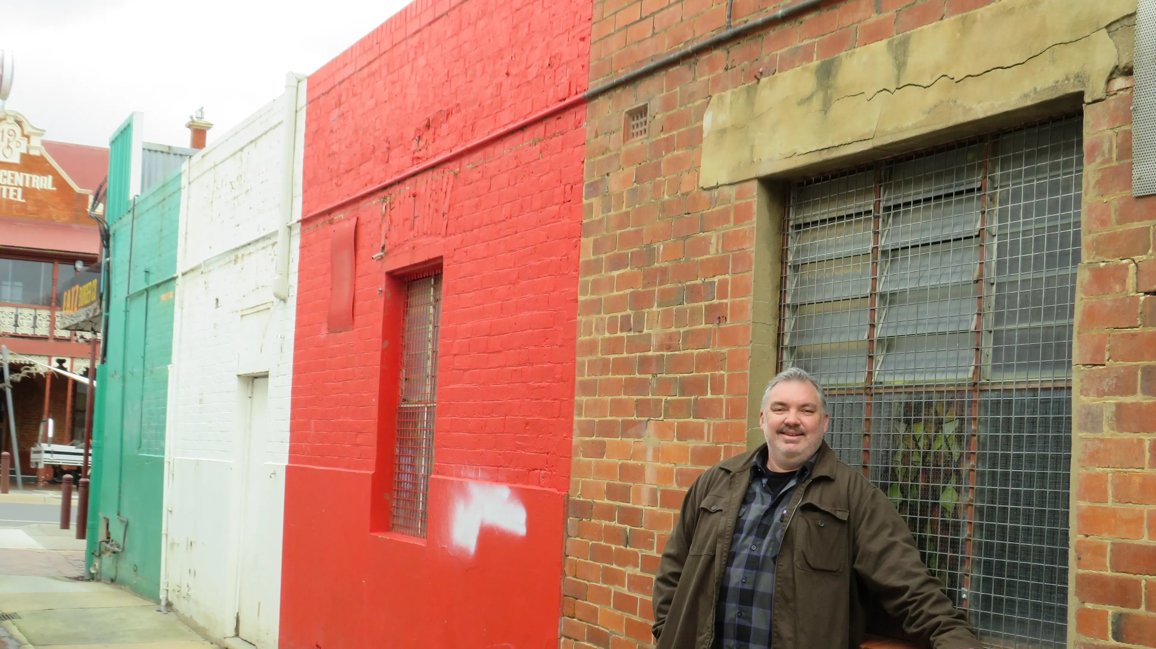 Mural project to enliven CBD laneway