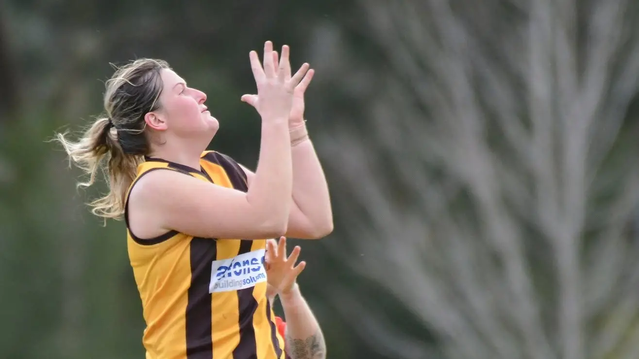 Rovers open women fight hard against rampaging Raiders
