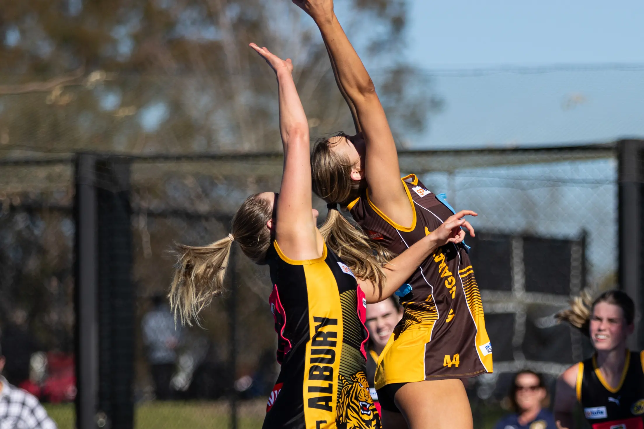 <p>SAFE HANDS: Wangaratta Rovers goal defence Lily Palmer pulls in a speccy. PHOTO: Marc Bongers</p>\\n