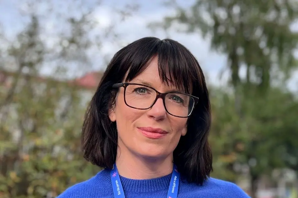 <p>HELP MAKE A DIFFERENCE: Centre Against Violence is establishing \\'The Donation Shop\\' to help victim-survivors reduce the cost of setting up a home, CEO Jaime Chubb is encouraging encouraging businesses, organisations and individuals to get involved and help make a real difference.</p>\\n