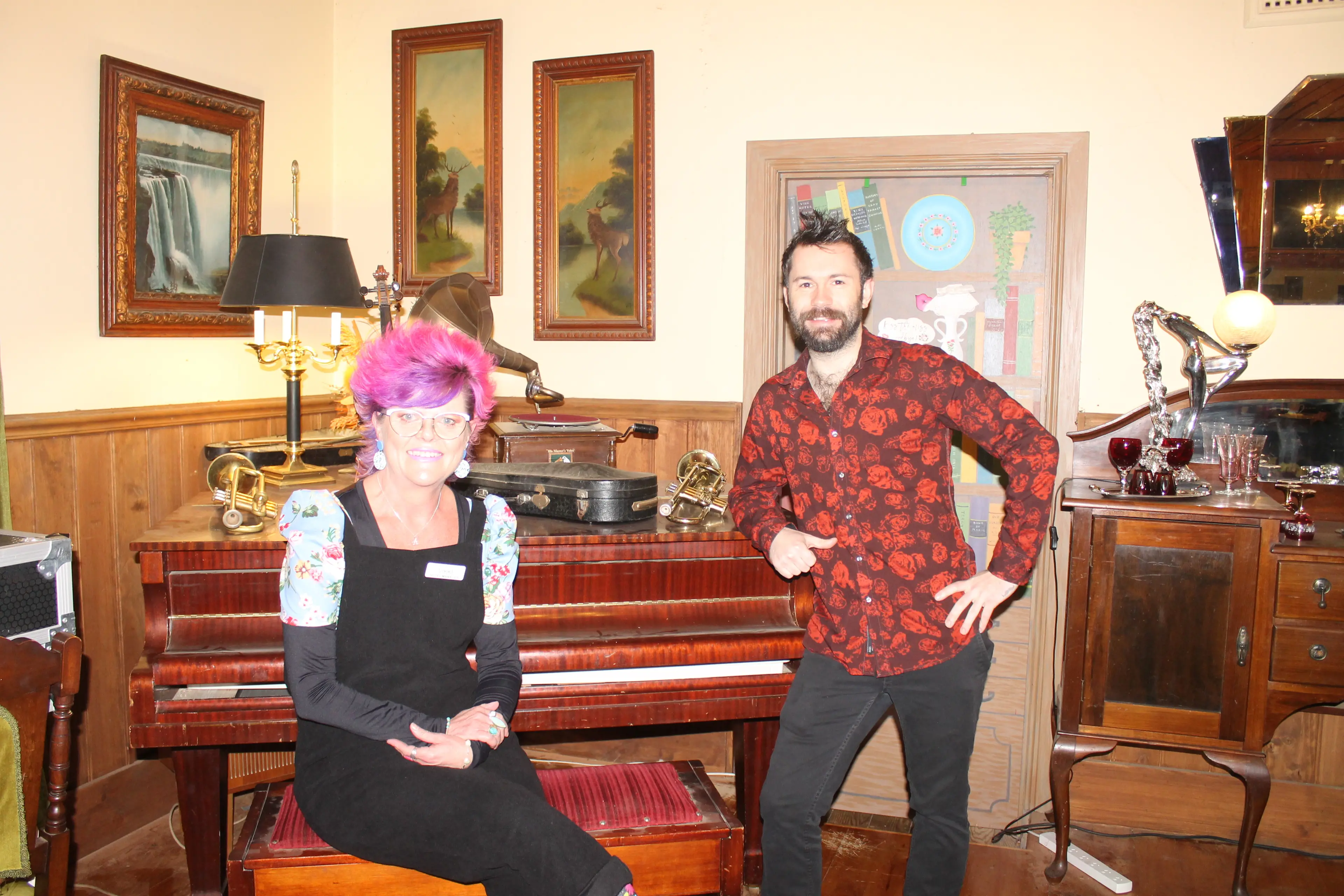 <p>GIG FUND RETURNS: Applications are now open for the state government\\u2019s latest round of 10,000 Gigs: The Victorian Gig Fund, last year Jimmy Ladgrove and Vikki Burns at The Vine Hotel received a $5500 grant for 10 live music gigs to support local musicians and jobs. PHOTO: Jordan Duursma </p>\\n