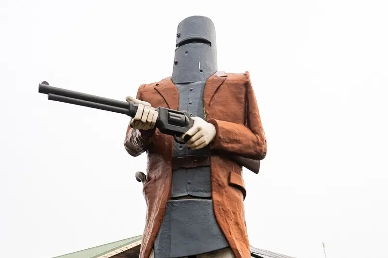 <p>Glenrowan\\'s nationally recognised Ned Kelly story, combined with its wineries, food and drink experiences, and proximity to the Warby-Ovens National Park, make it one of Victoria\\'s most distinctive regional destinations.</p>\\n