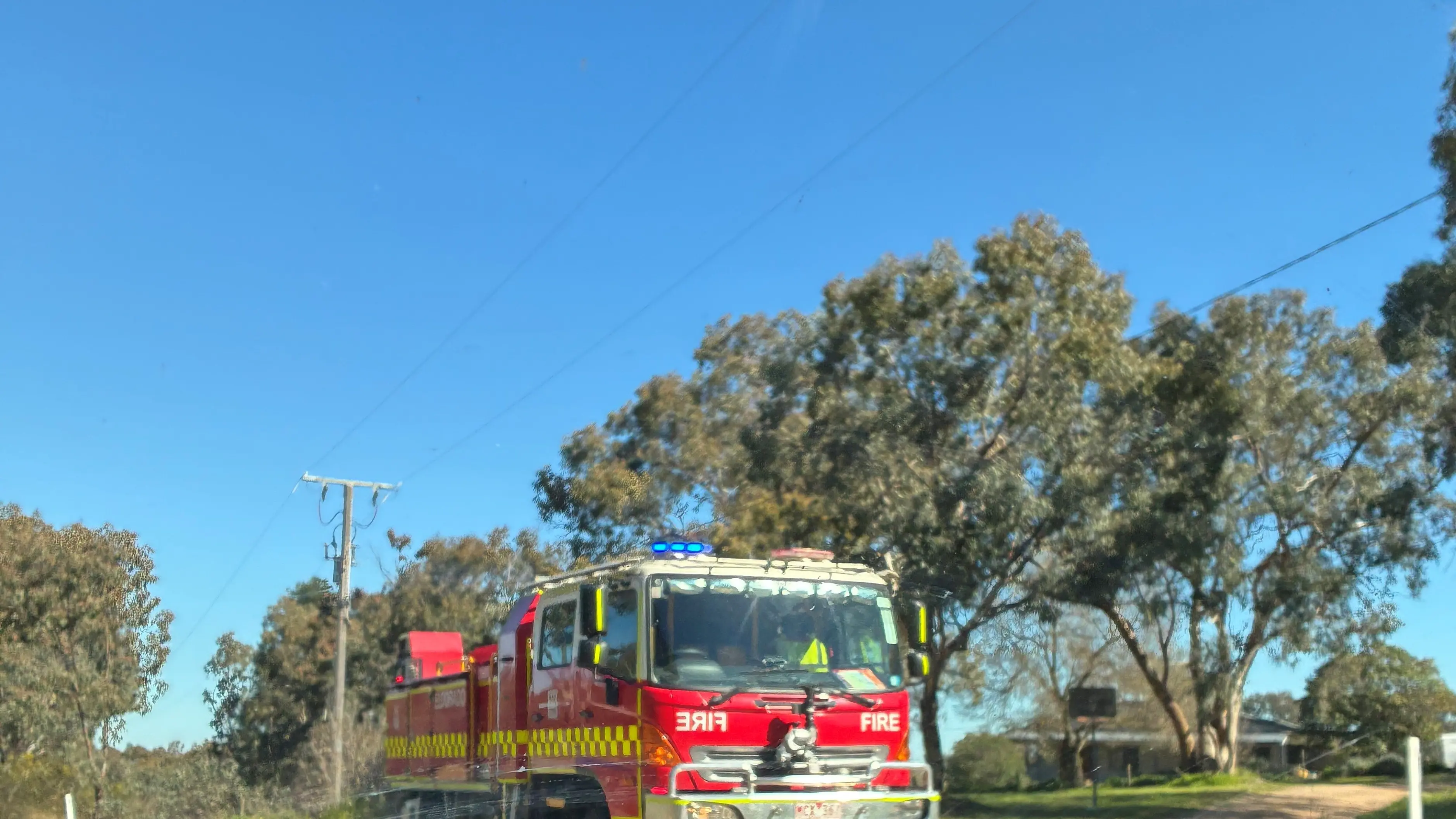 Power pole fire in Eldorado