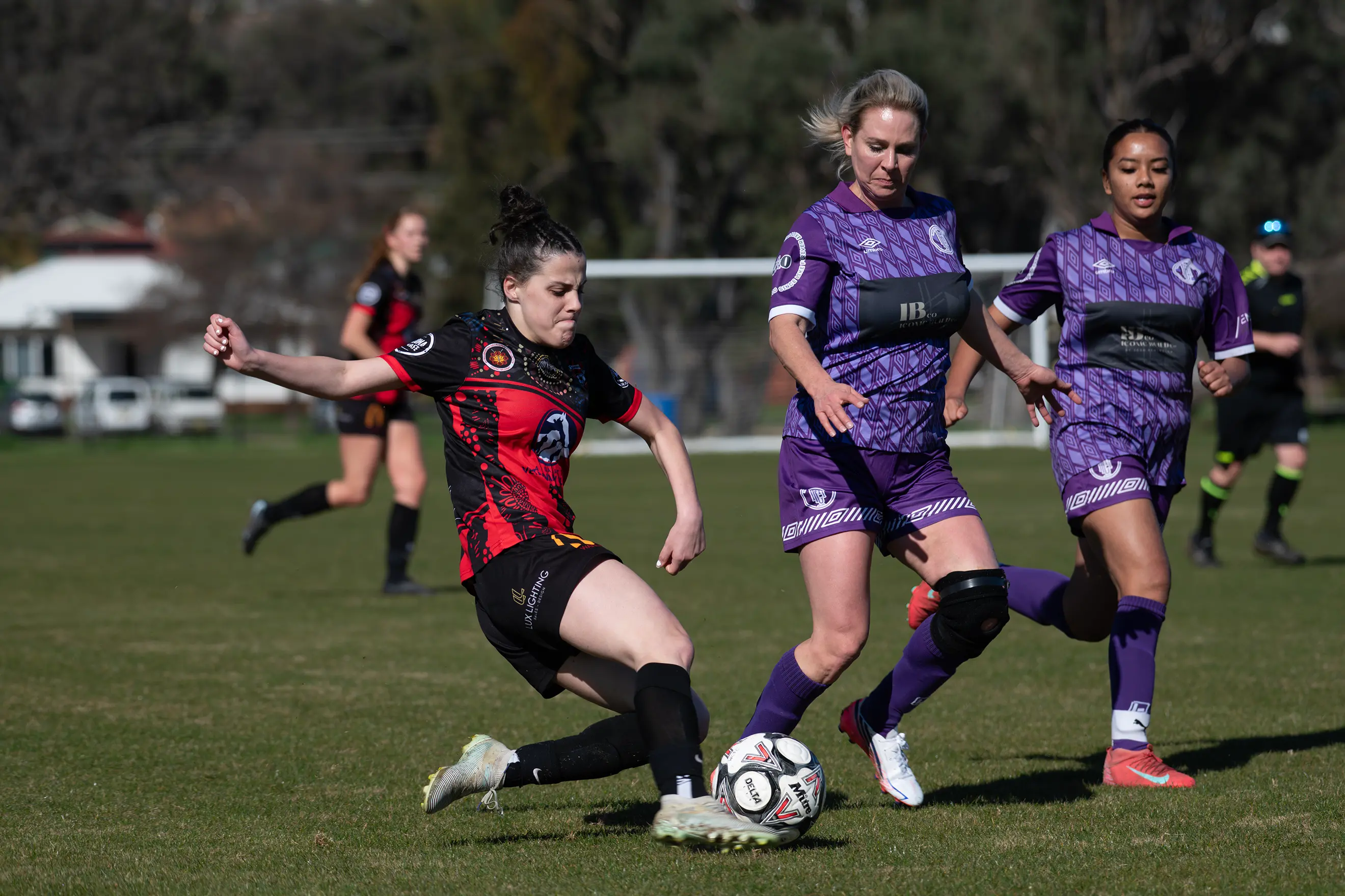 <p>FINALS FOOTBALL: Ella Antonello puts her body on the line in the division two women\\'s quarter final win over Melrose FC. PHOTOS: Melissa Beattie</p>\\n