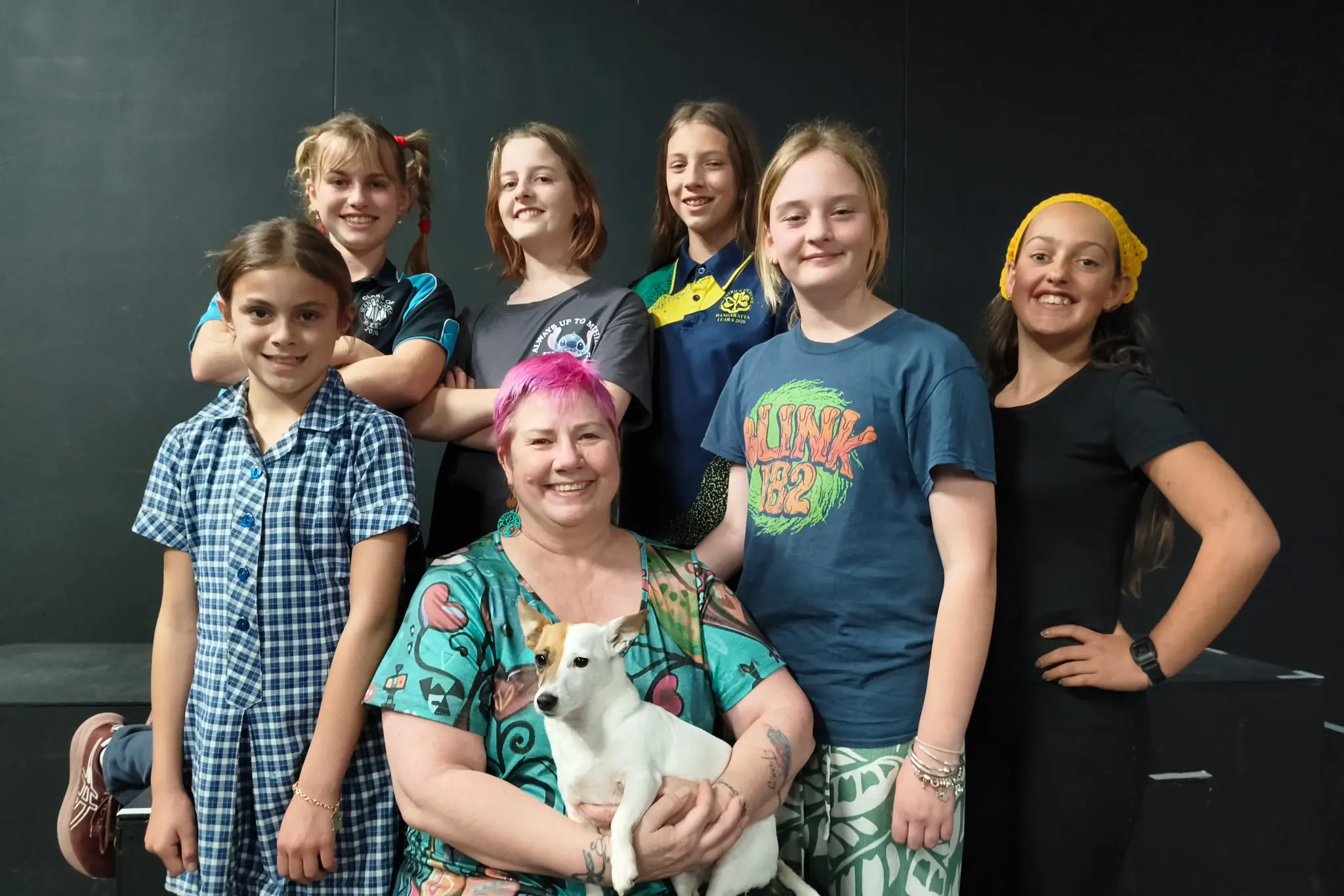 <p>LINKING GENERATIONS: Wangaratta Players president Shelley Bovenkamp (front with Trixie) and Youthies members involved in Encore Across Eras, Ginger Manuel Roberts, Piper Matthews, Lily Britton, Lalia Sartori, Billie Creasy and Nellie Longok.</p>\\n