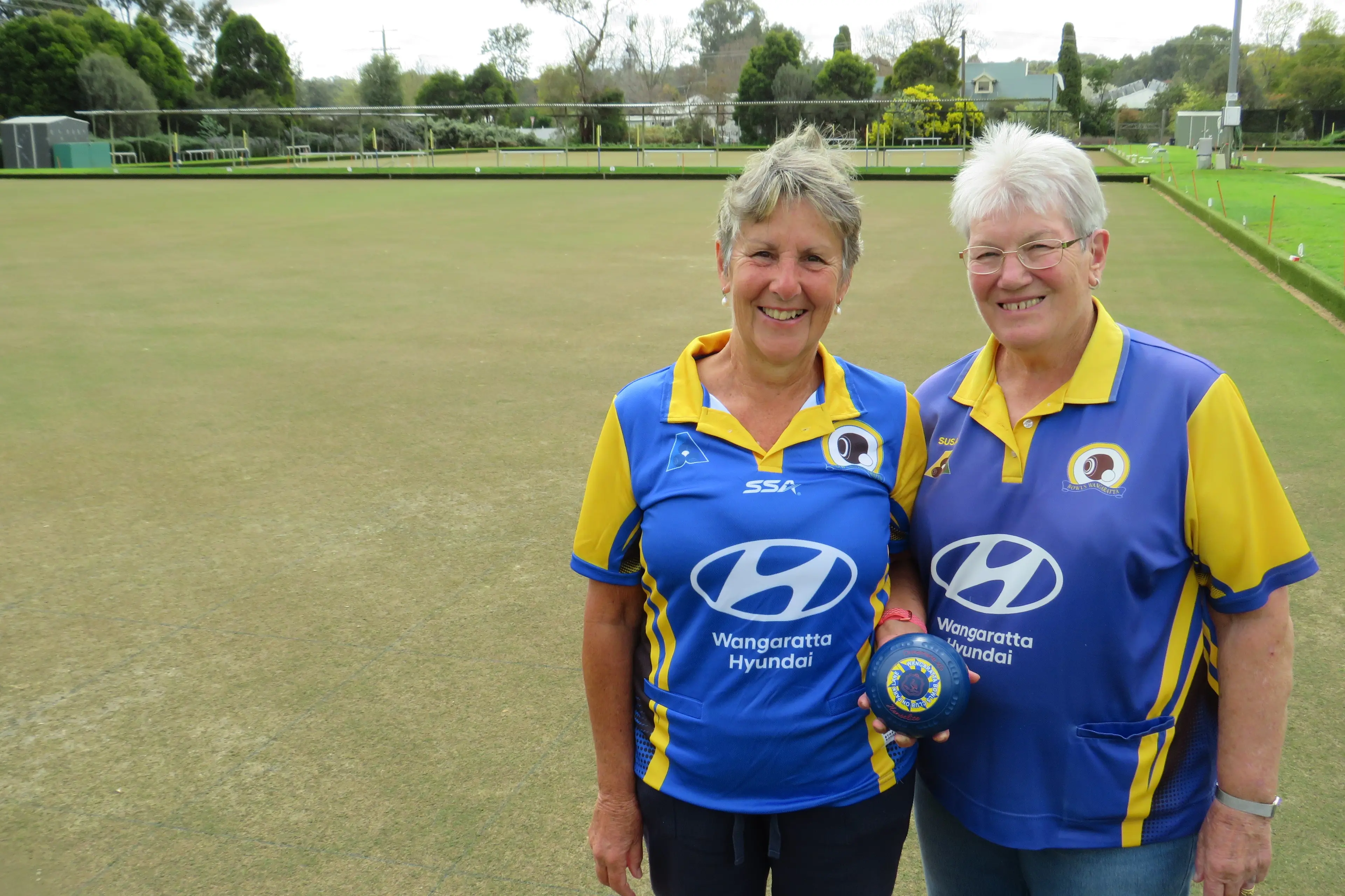 <p>COME AND TRY: Wangaratta Bowls Club members Diane Worthington and Sue Bull encourage locals to take part in a ladies day at the Park Lane greens on Friday 11 September from 10am. All equipment is supplied, with participants simply required to wear flat shoes and comfortable clothing. A light lunch will also be provided. For more information, contact Di Worthington on 0400 213 142. PHOTO: Simone Kerwin</p>\\n