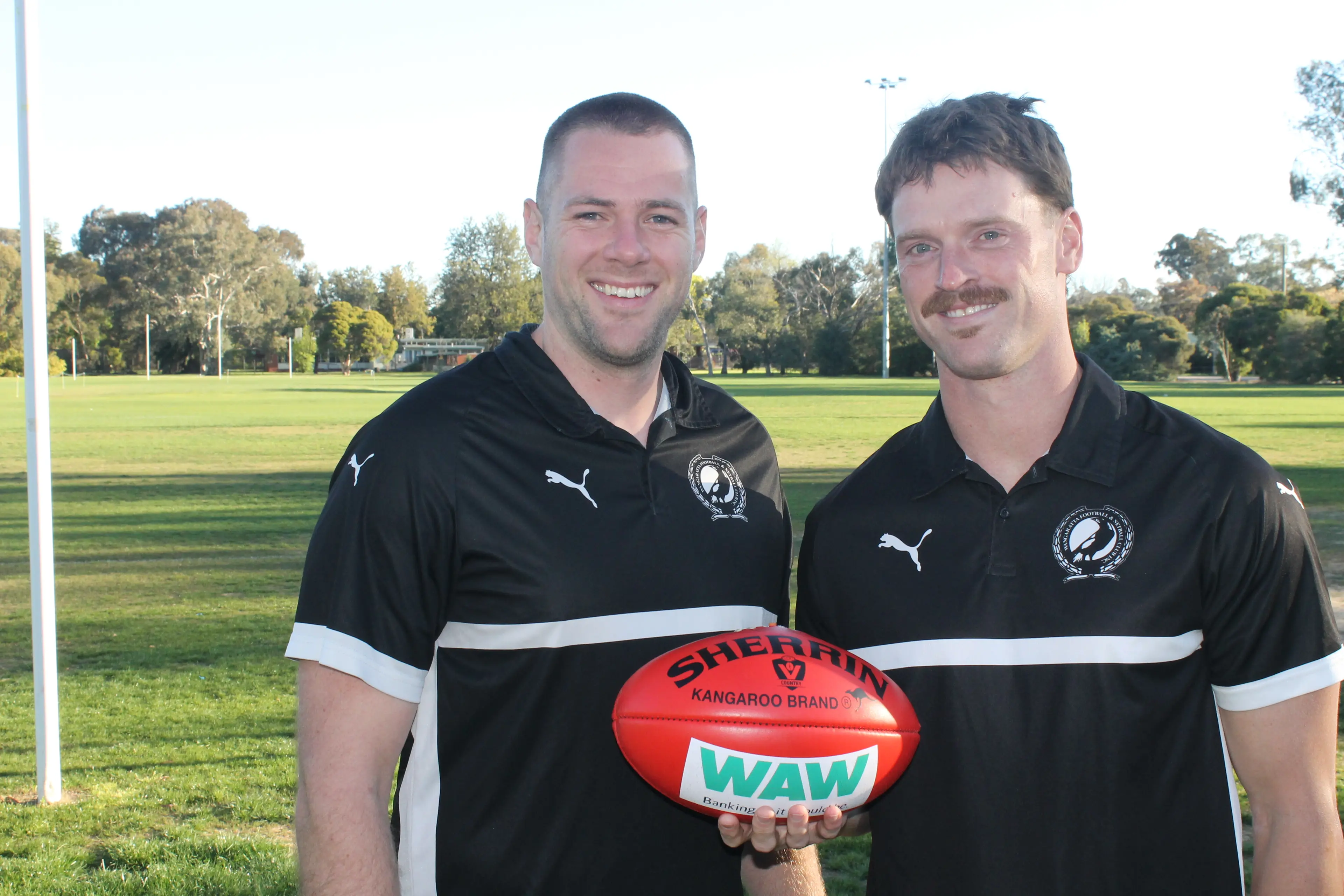 <p>FLYING HIGH: Wangaratta Magpies seniors Chris Knowles and Jackson Clarke will front up against the Rovers in a repeat staging of last year\\'s grand final. PHOTO: Nathan de Vries</p>\\n