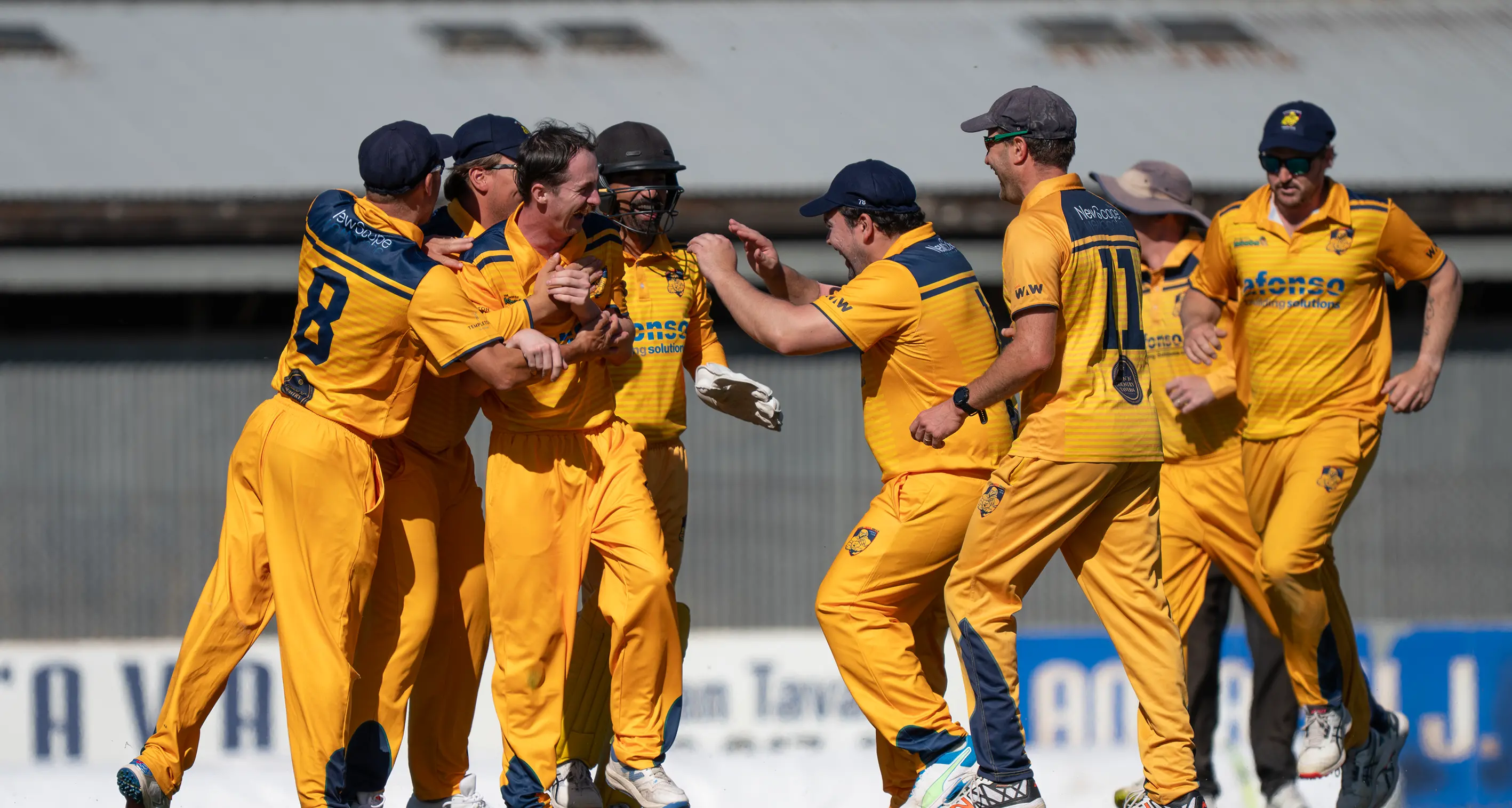 Shaw and Perera rescue RUB in season-opening victory