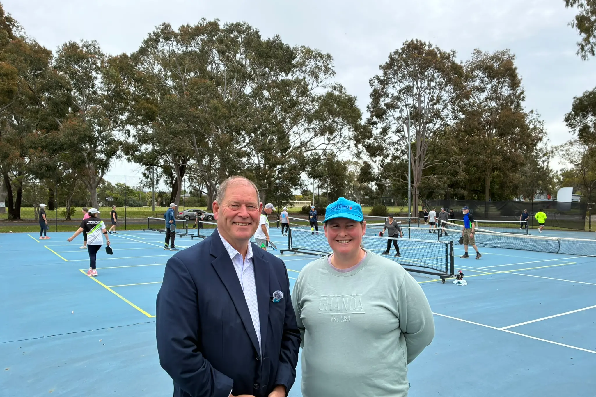 <p>FUNDING PROMISE: Ovens Valley Nationals MP Tim McCurdy, pictured with Wangaratta Hardcourt Tennis and Pickleball Club president Molly Booth, has made an election commitment of $30,000 to upgrade lighting for local pickleball players. PHOTO: Jordan Duursma </p>\\n