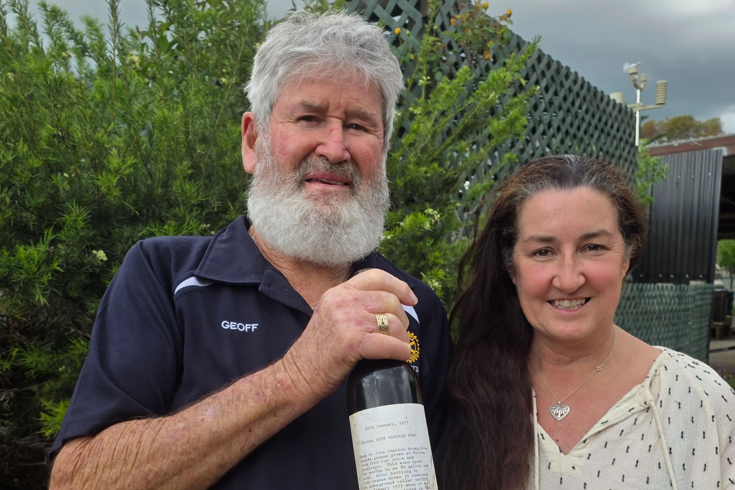 <p>WHAT A CORKER: Appin Park Wangaratta Rotary Club president Geoff Dinning handing over the bottle to CAV\\u2019s community engagement coordinator Kelly Timms</p>\\n
