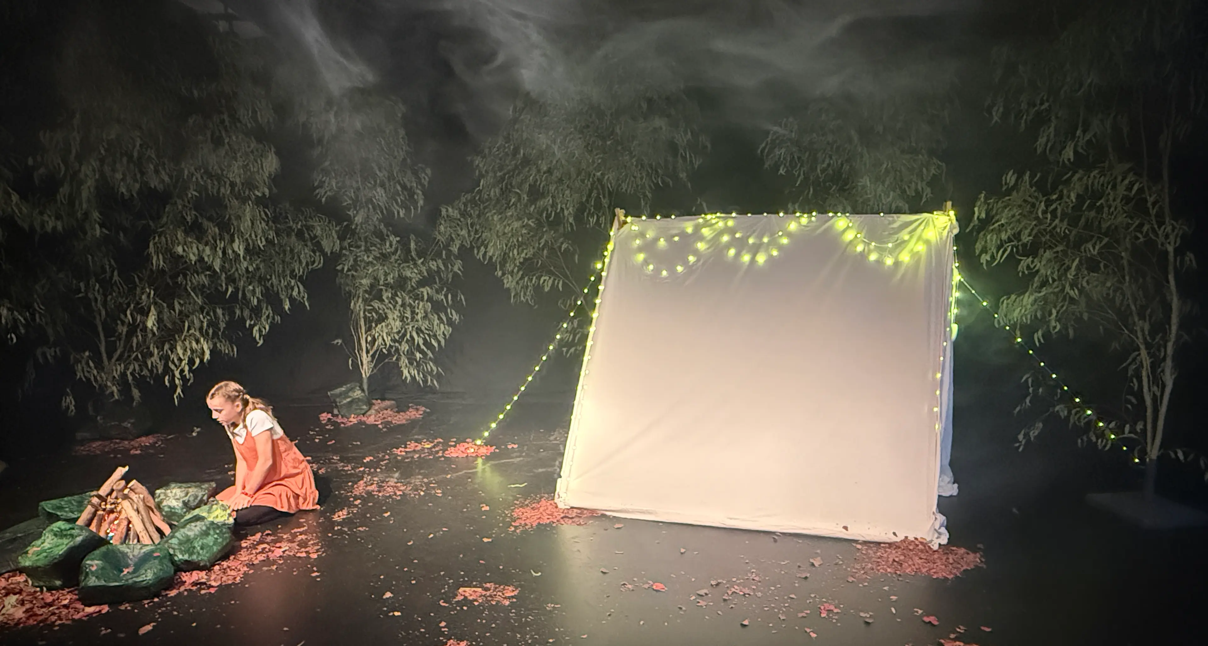 A student film to challenge the imagination